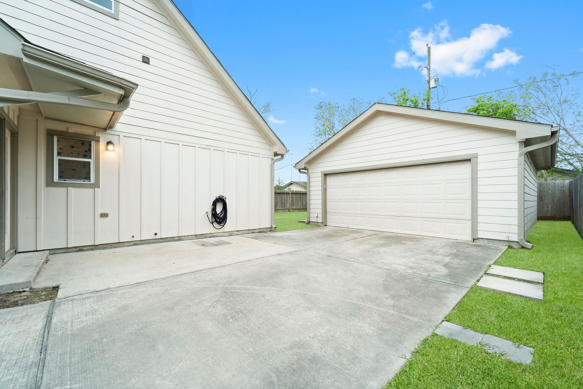 3548 Rebecca Street Property Photo 29