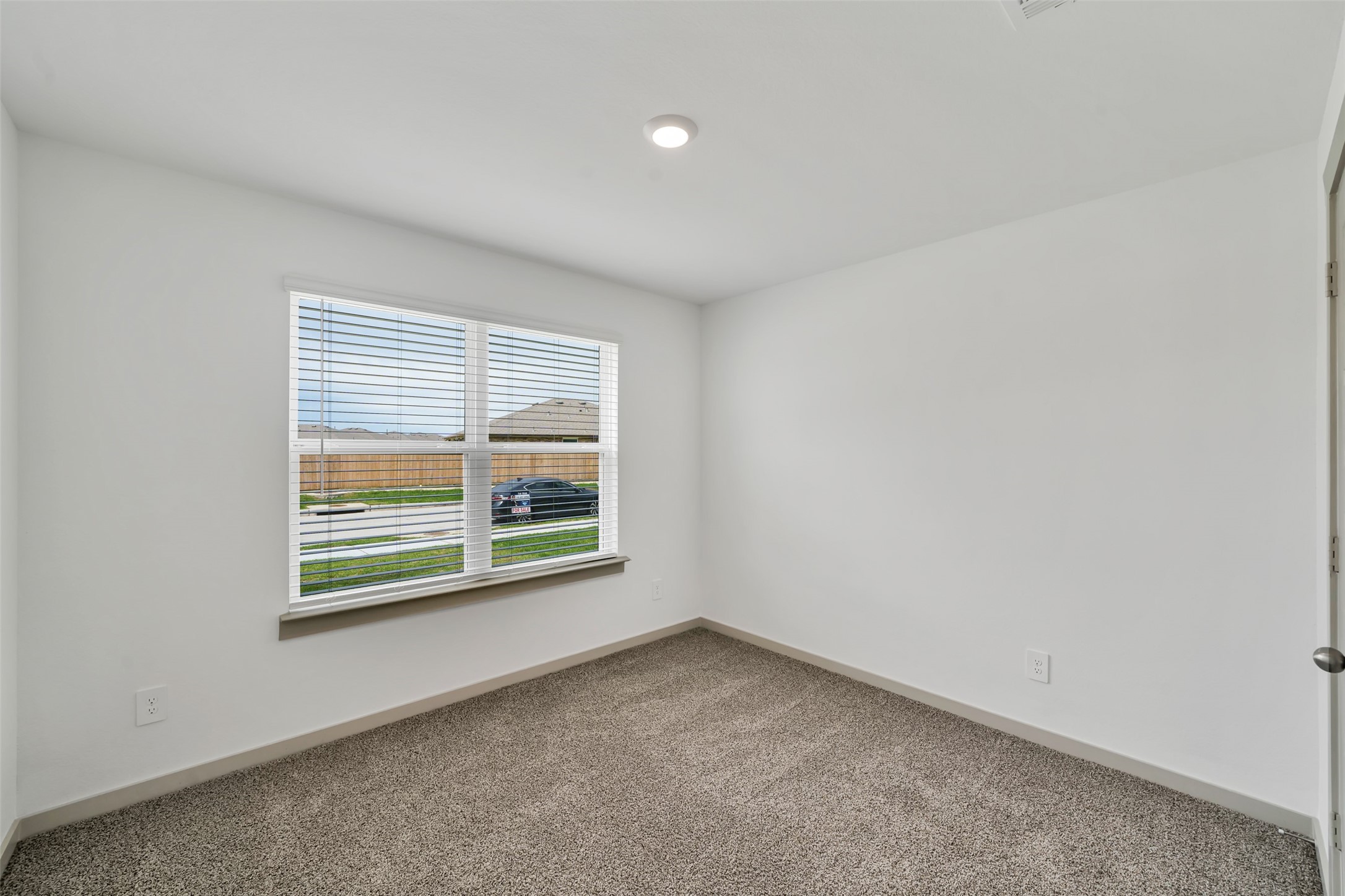 3331 Balboa Grove Lane Property Photo 6