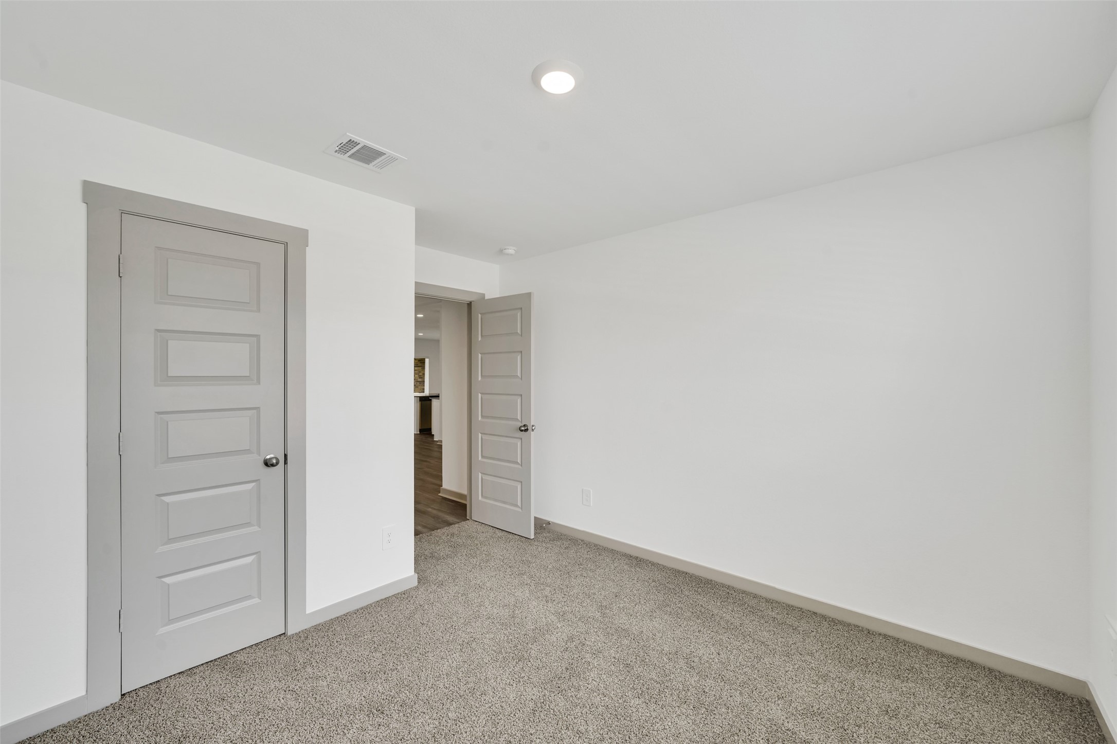 3331 Balboa Grove Lane Property Photo 7