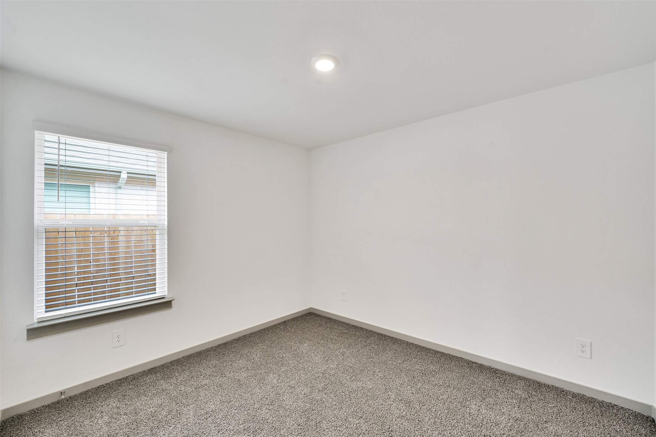 3331 Balboa Grove Lane Property Photo 9