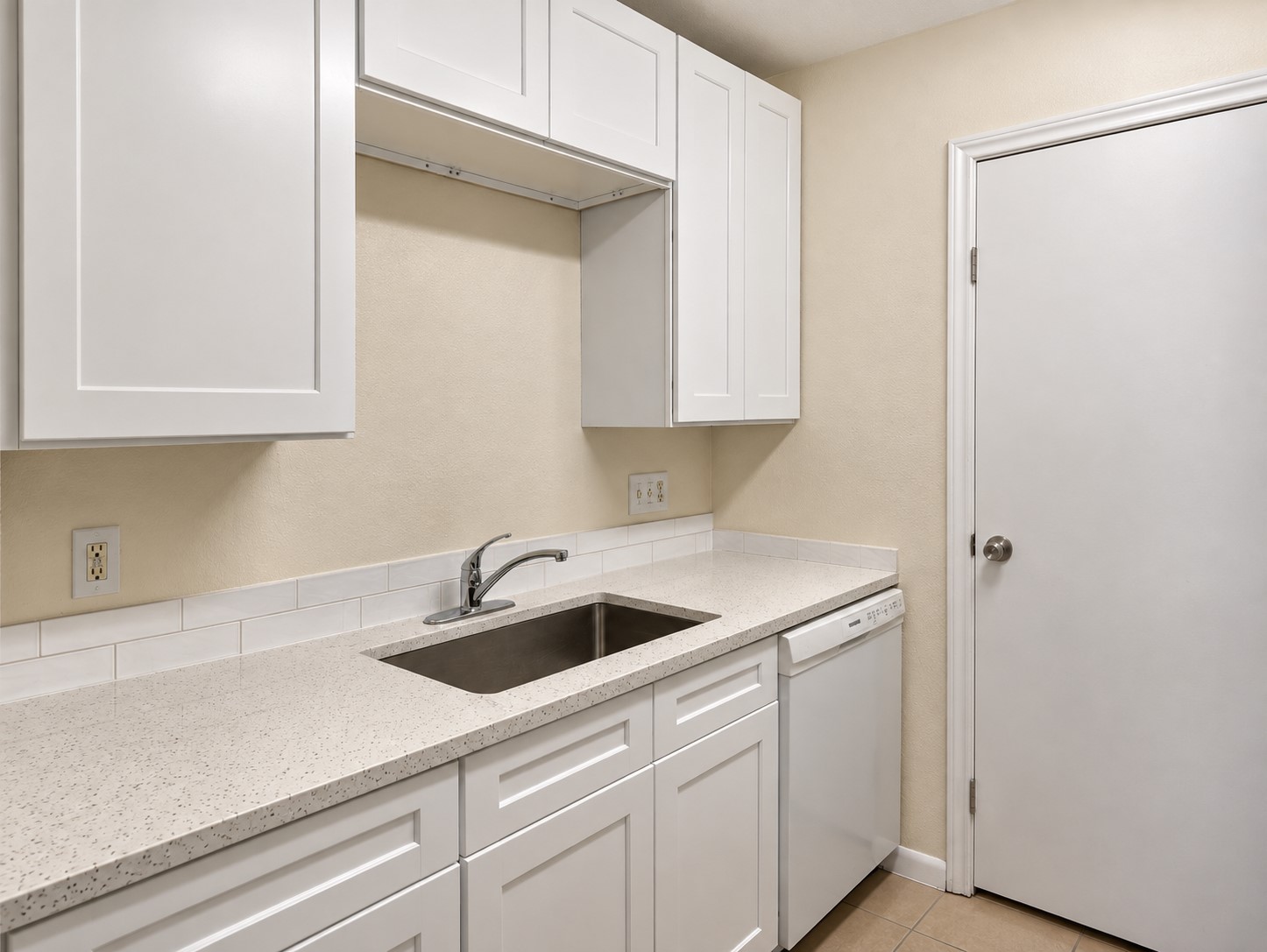 12638 Ashford Meadow Drive B Property Photo 5