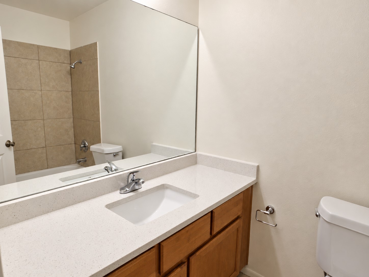 12638 Ashford Meadow Drive B Property Photo 17