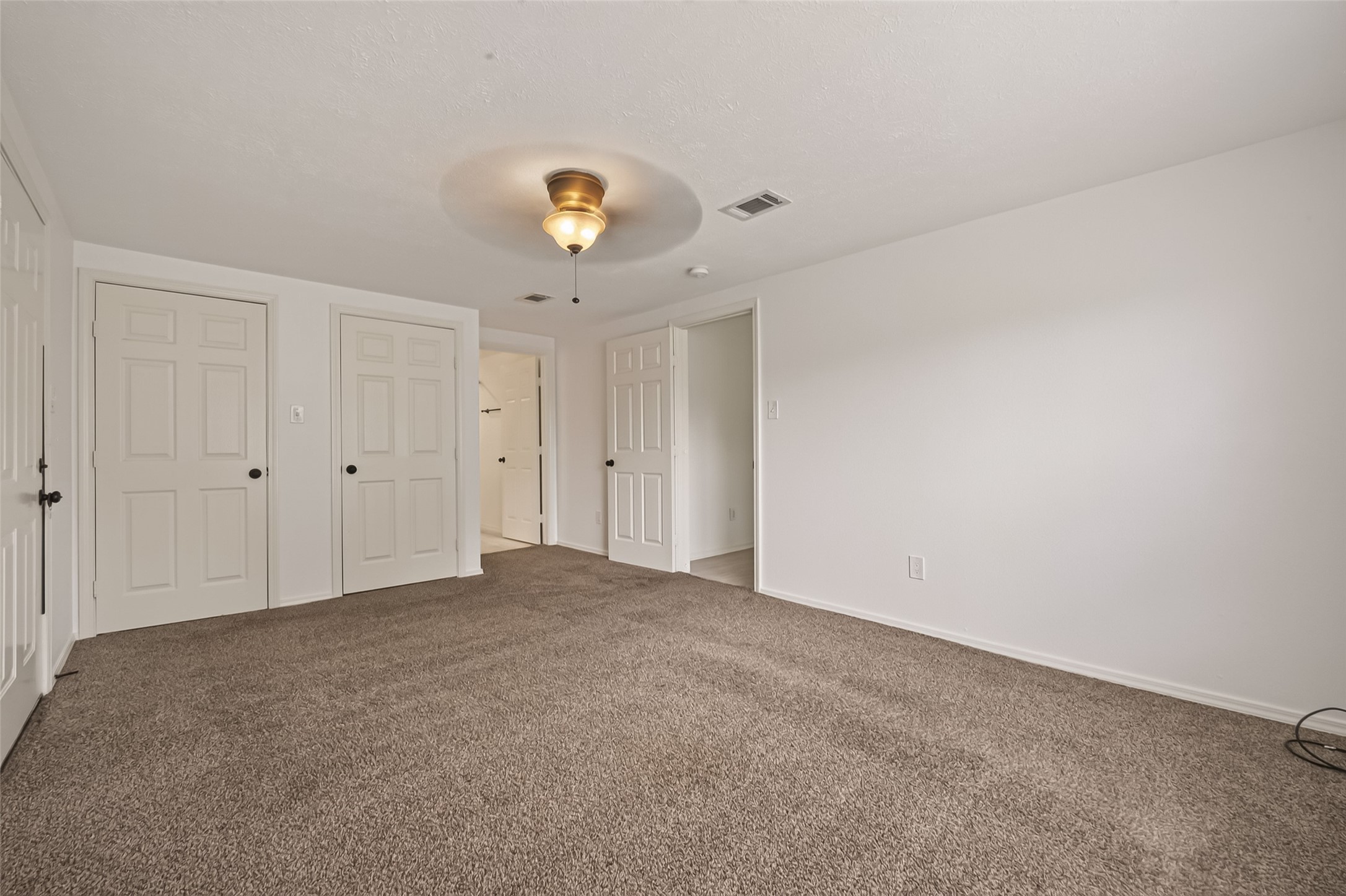 1511 W Dumble Street Property Photo 23