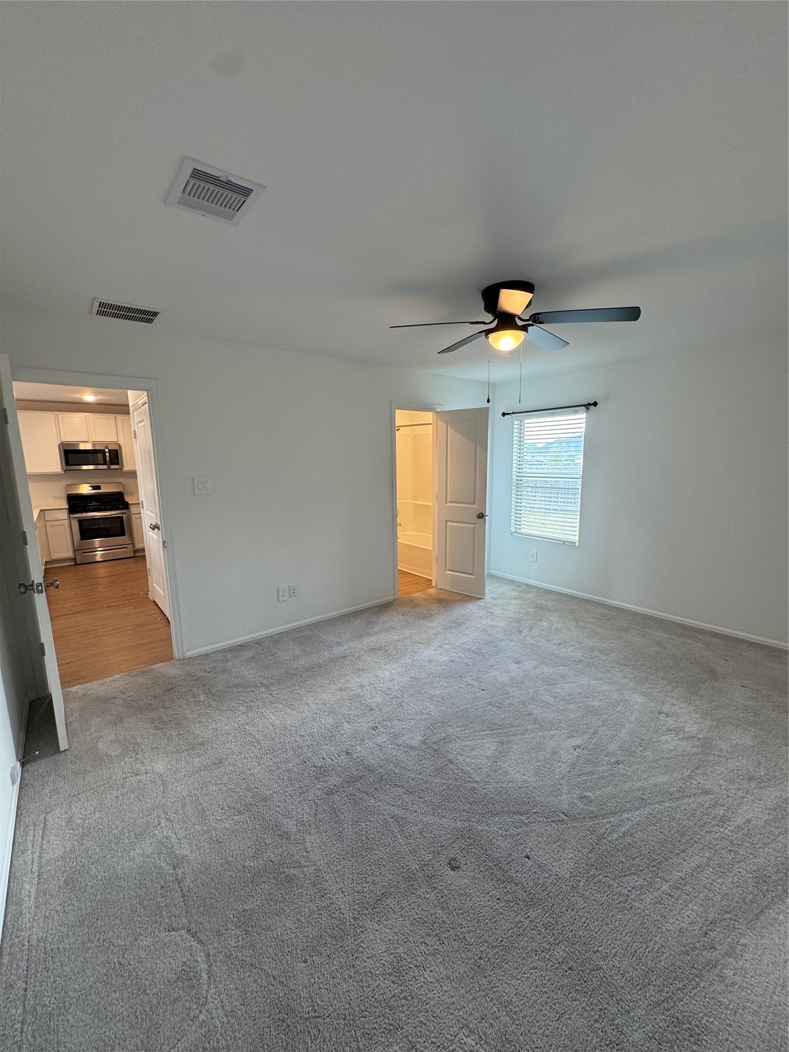 18703 Mercer Falls Drive Property Photo 11