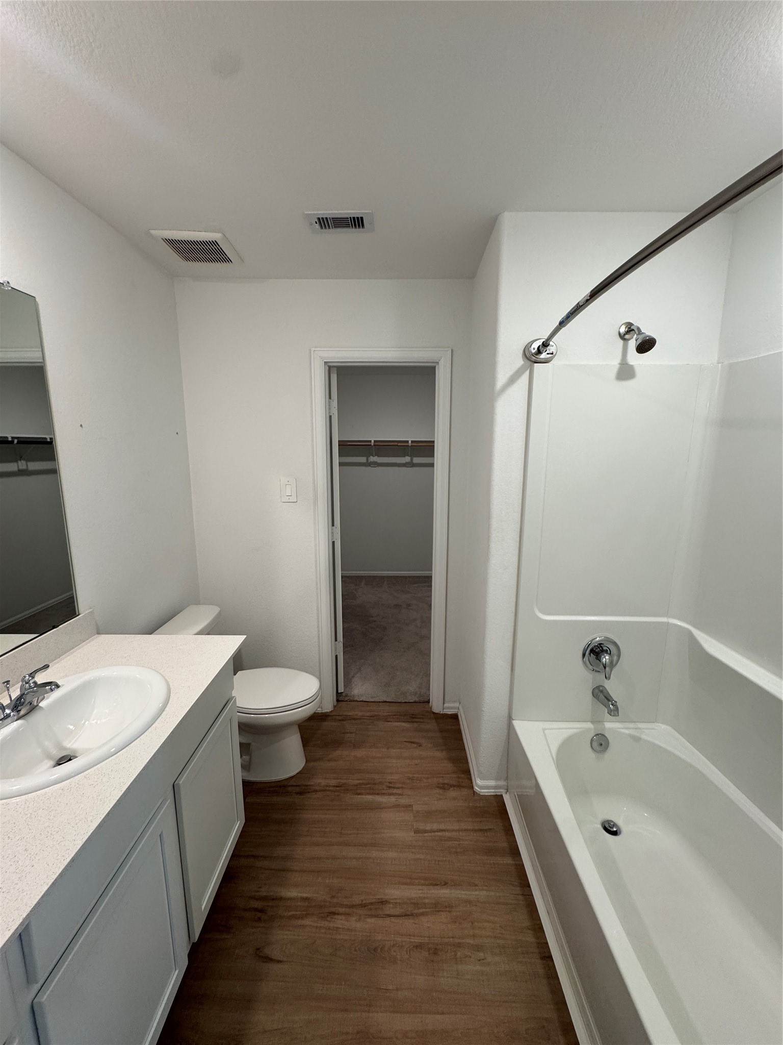 18703 Mercer Falls Drive Property Photo 12