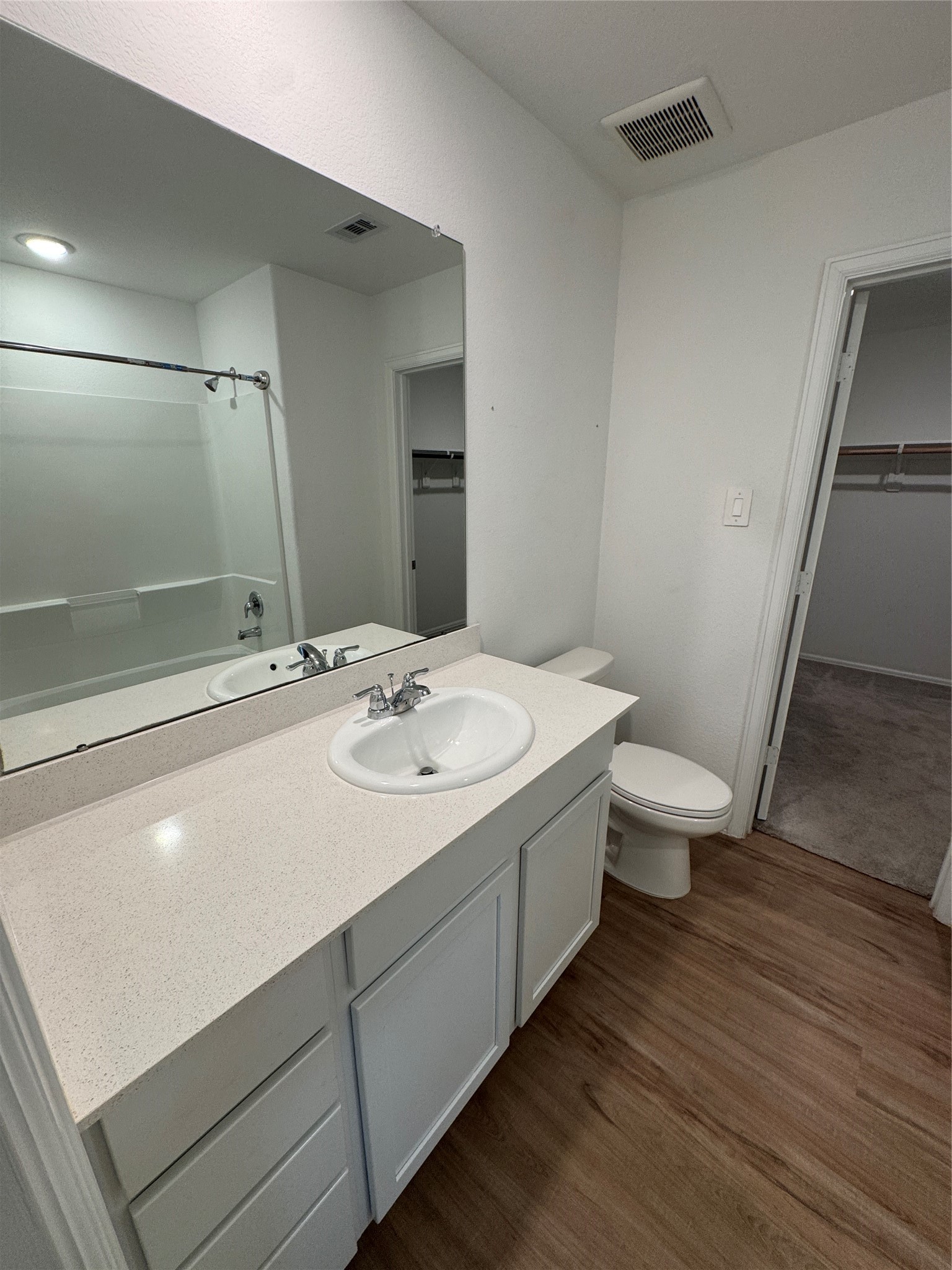 18703 Mercer Falls Drive Property Photo 13