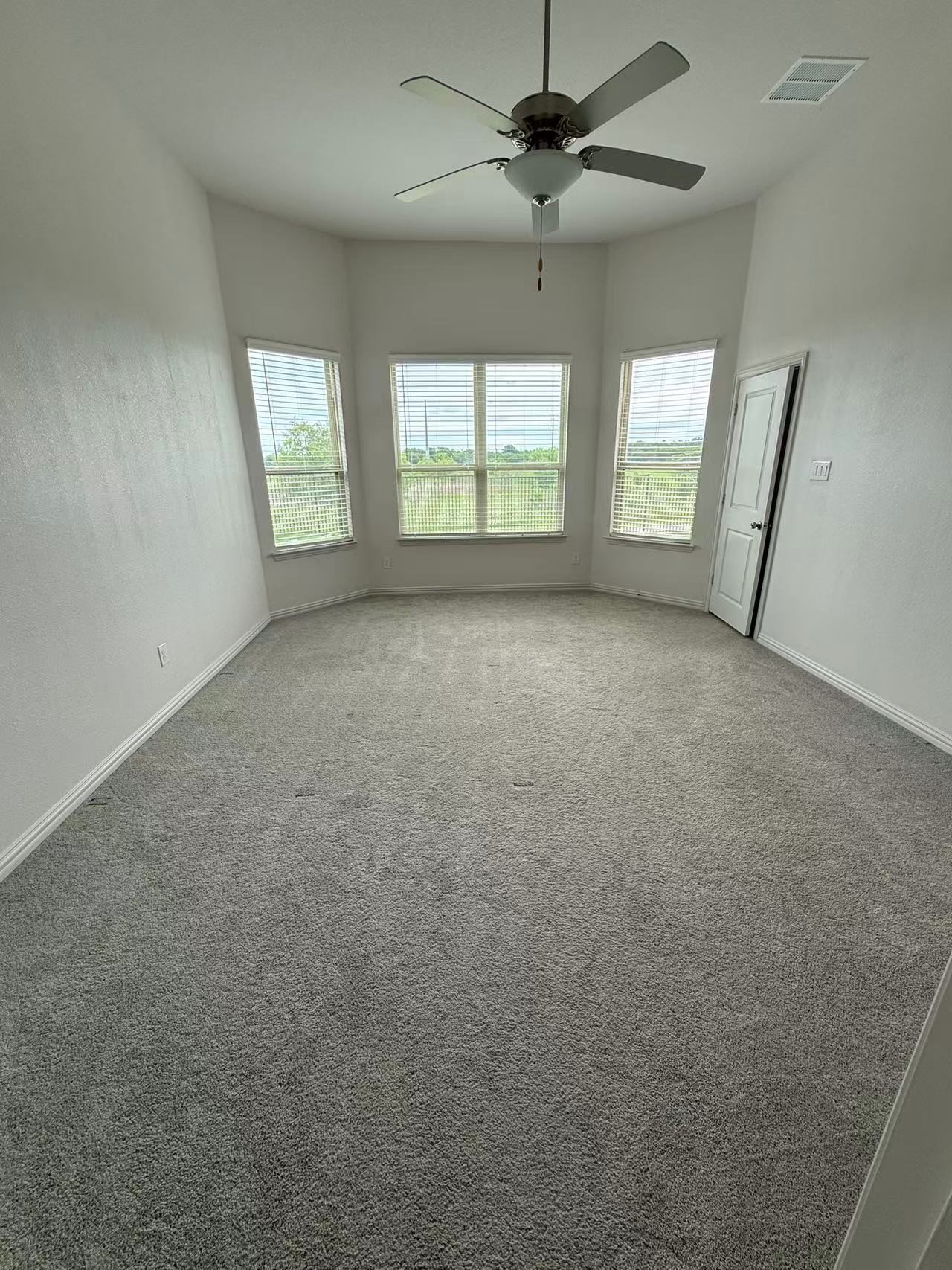 841 Gray Wolf Drive Property Photo 9