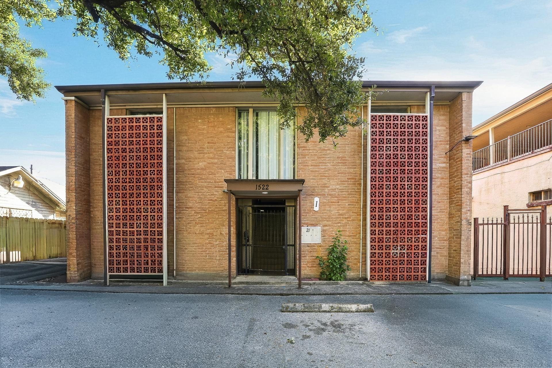 1522 Yale Street # 21, Houston TX 77008 Property Photo 1
