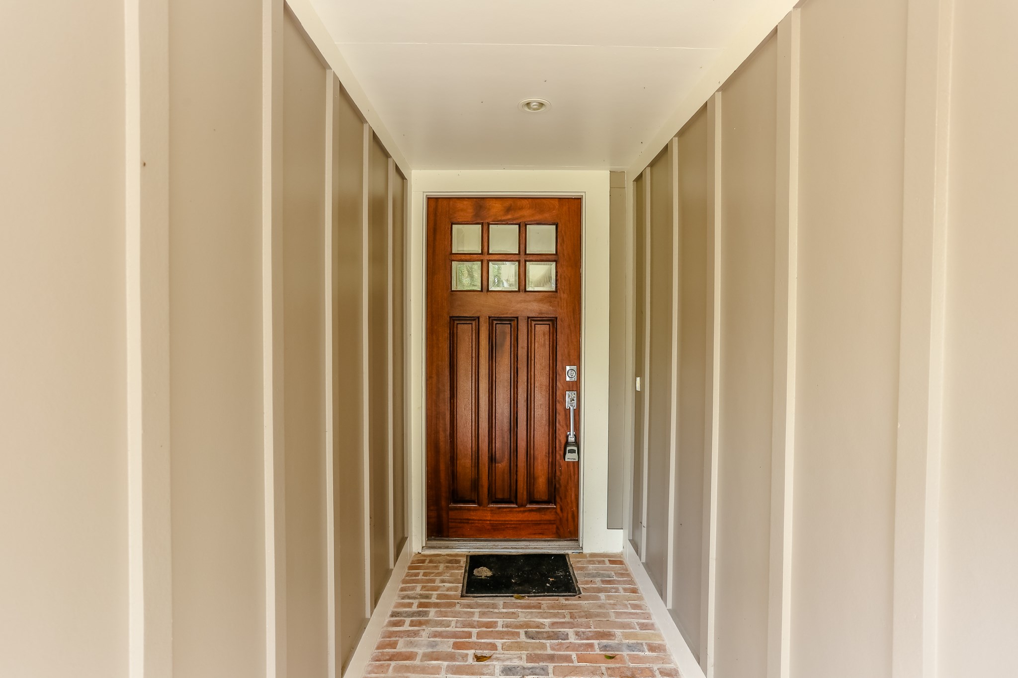 14 Woodlot Court Property Photo 3