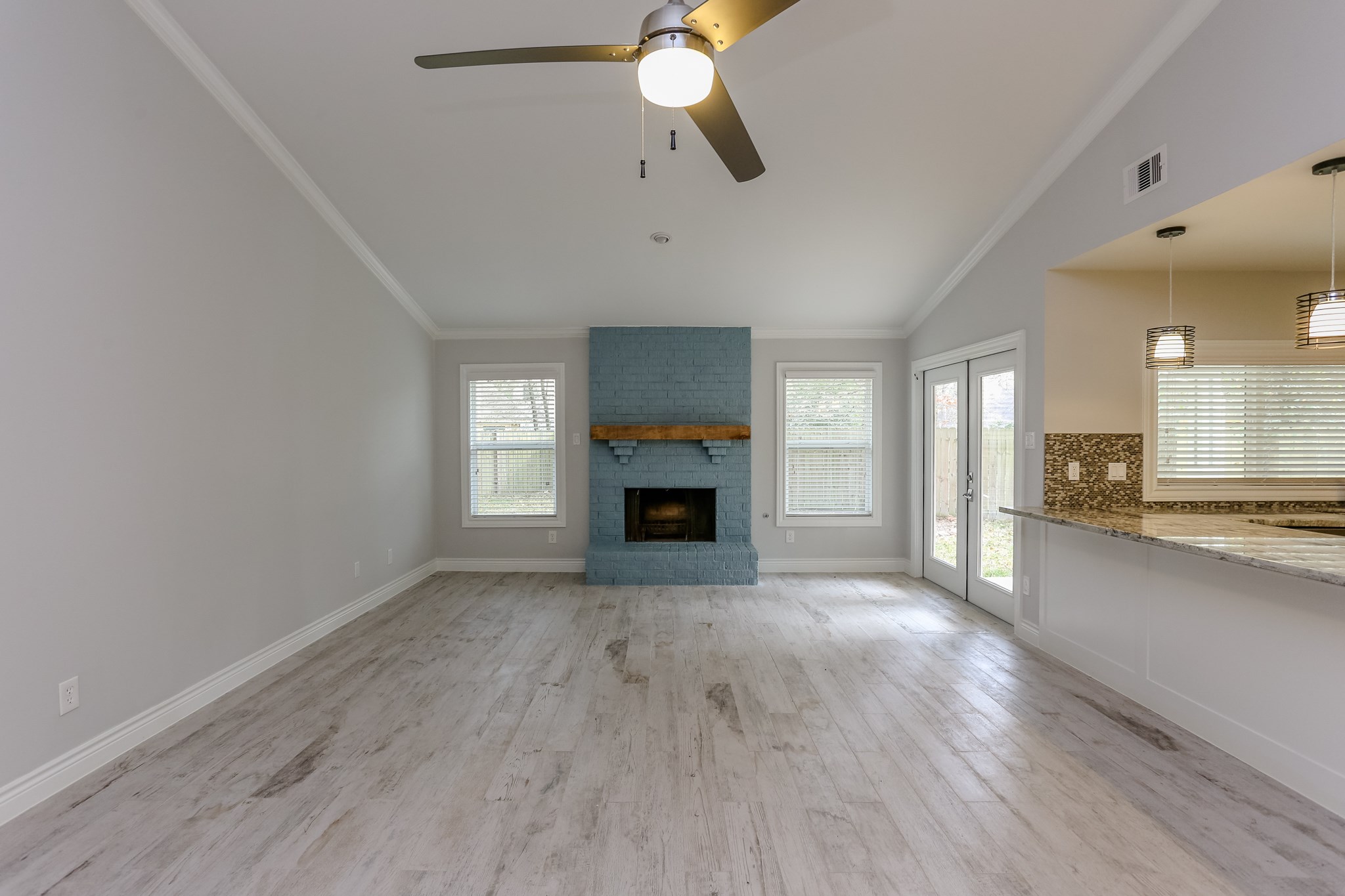 14 Woodlot Court Property Photo 4