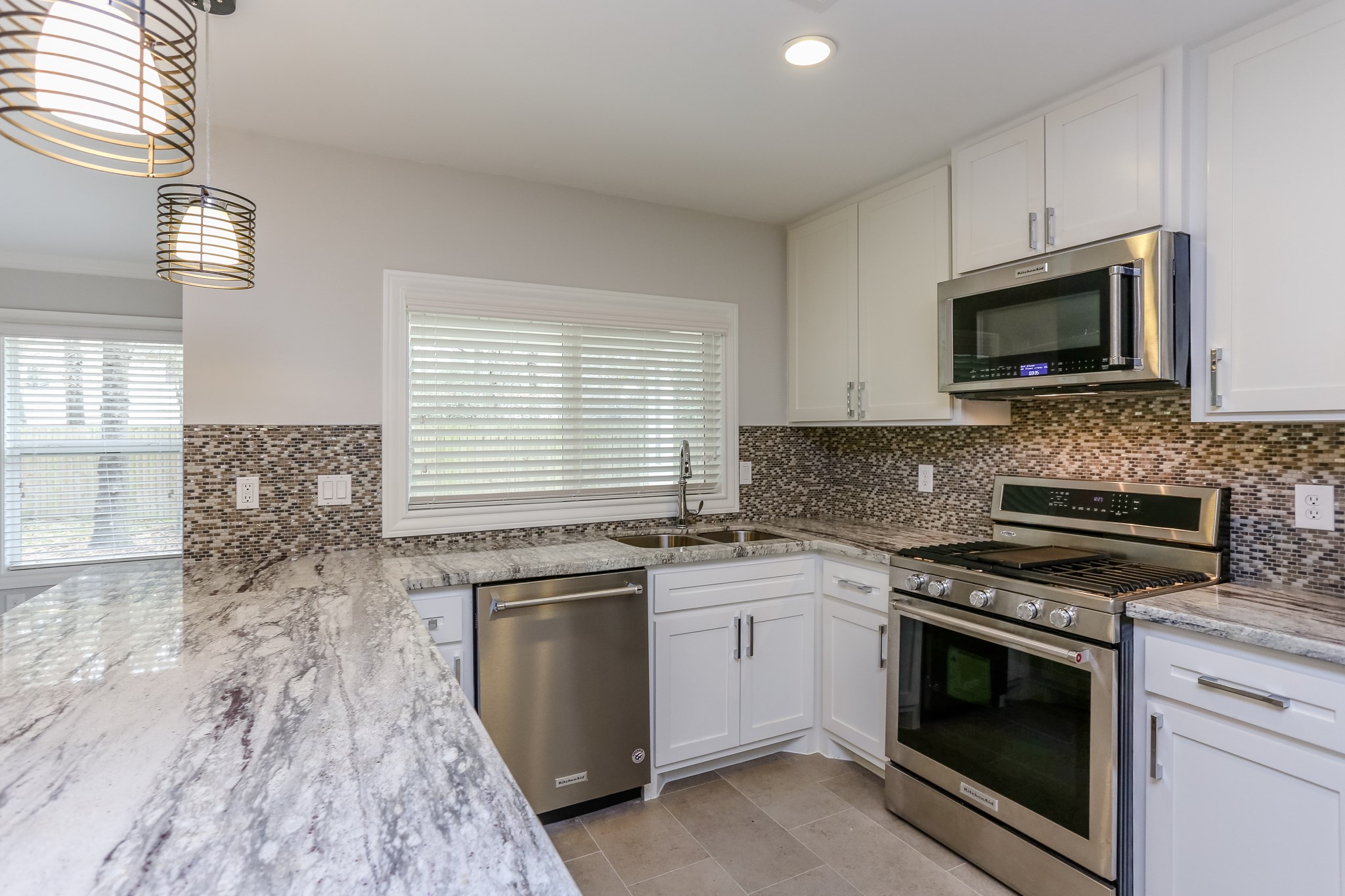14 Woodlot Court Property Photo 8