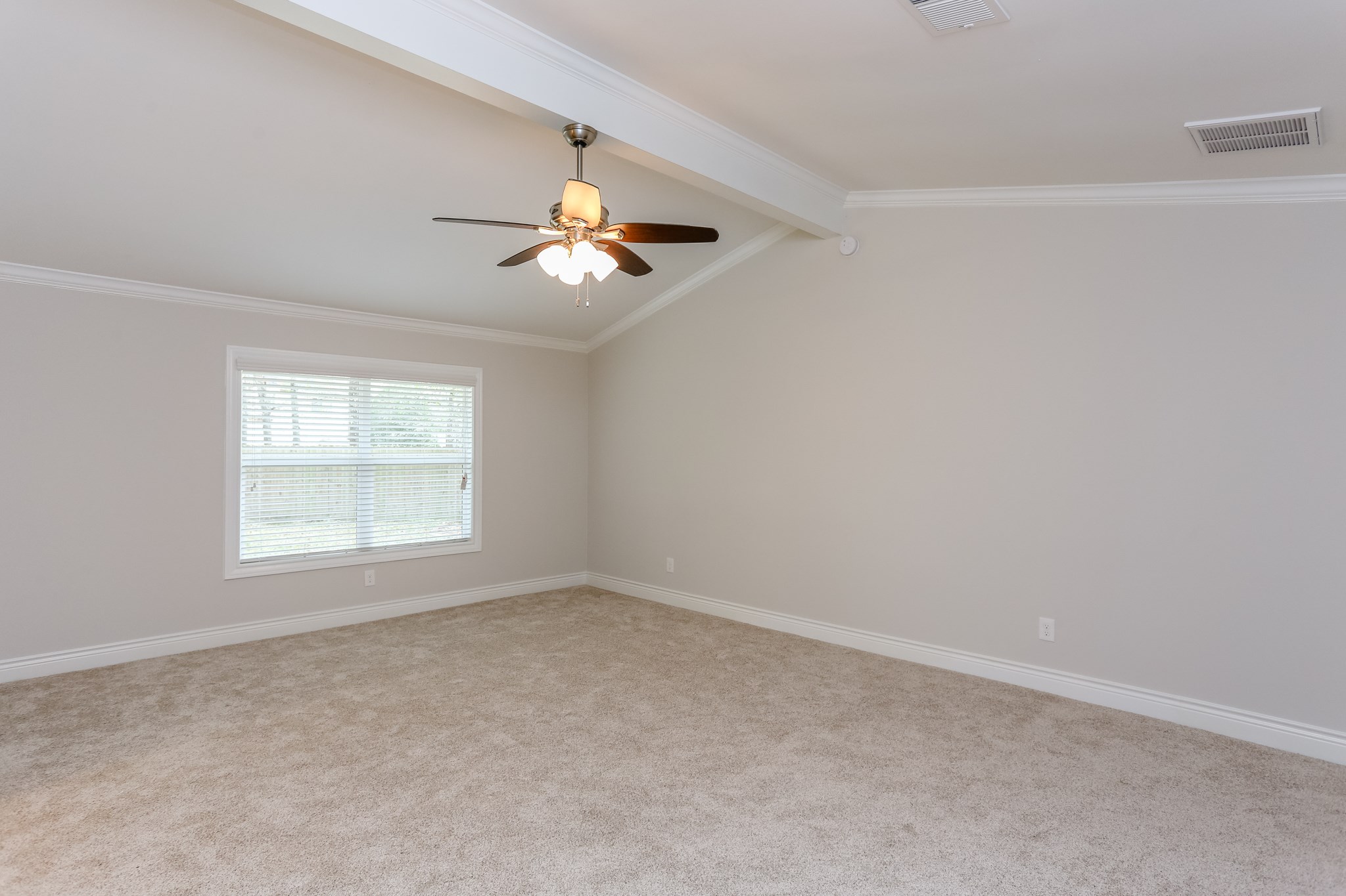 14 Woodlot Court Property Photo 13