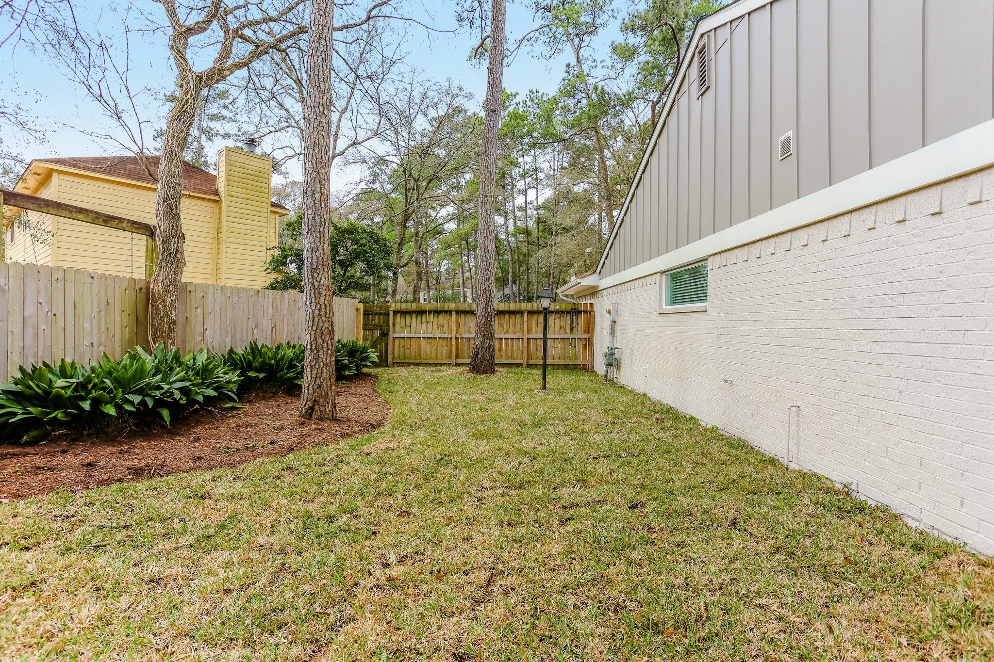 14 Woodlot Court Property Photo 37