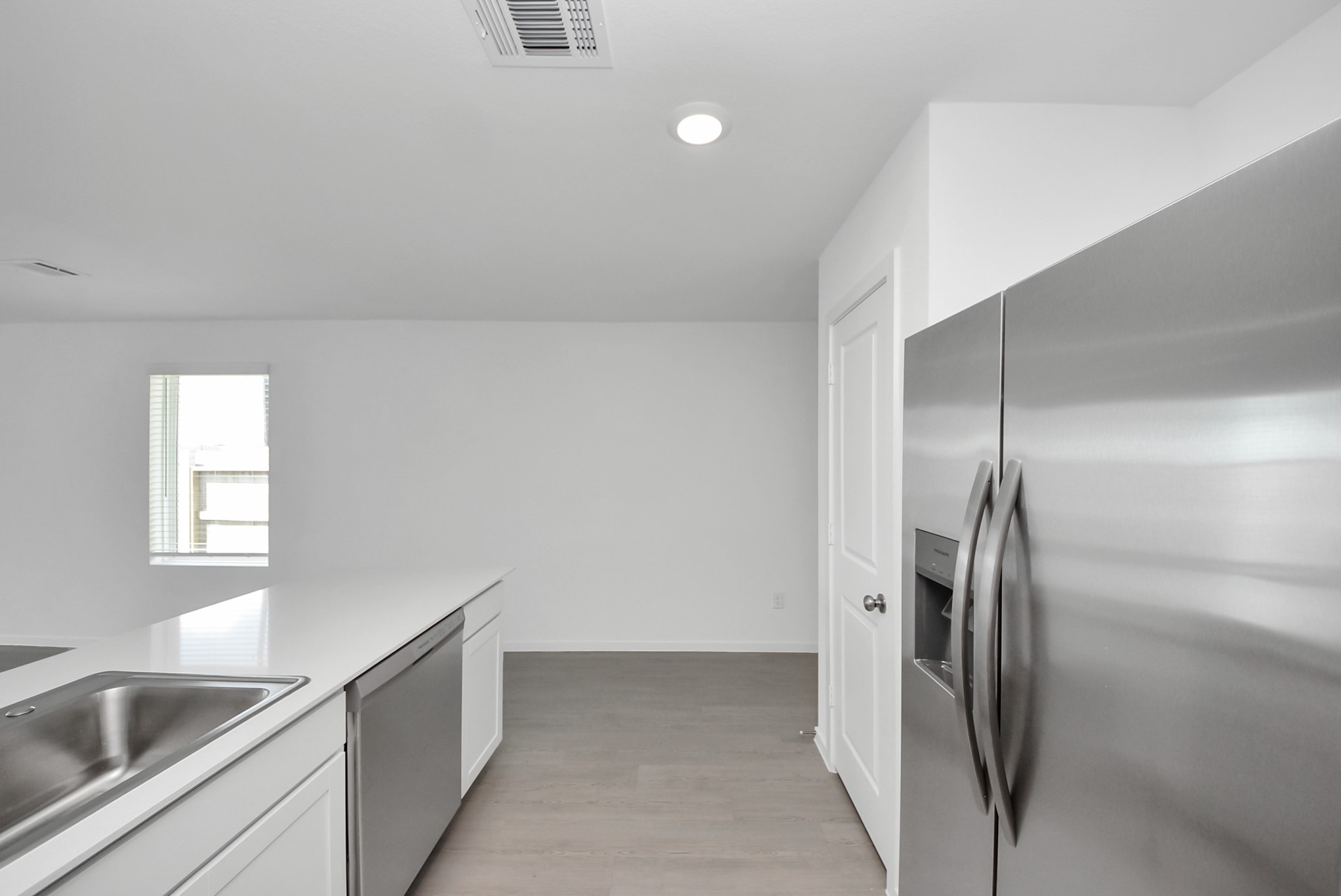 10411 Birds Nest Drive Property Photo 9