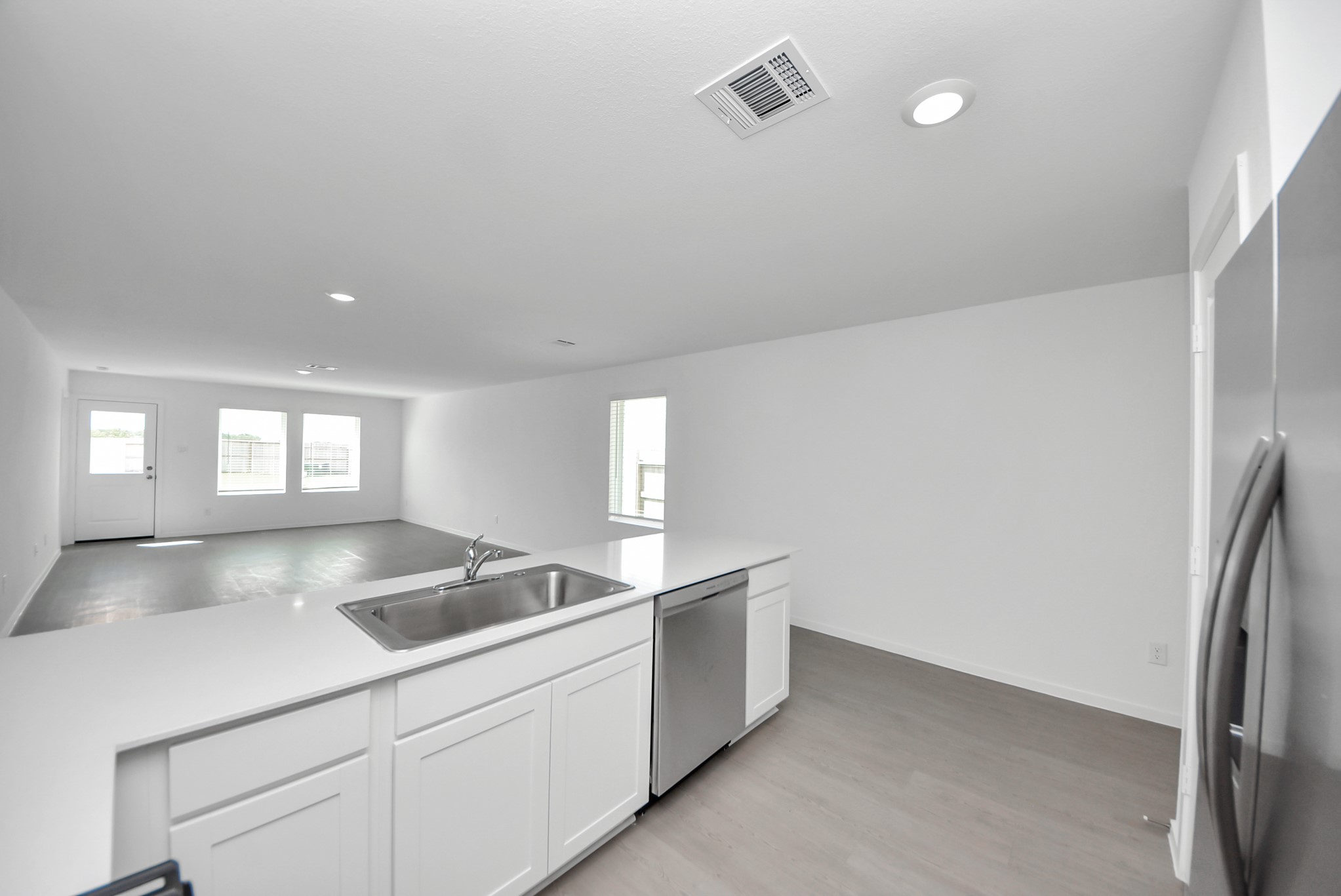 10411 Birds Nest Drive Property Photo 14