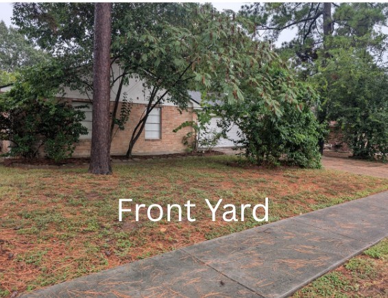 218 Oxford Drive Property Photo 2