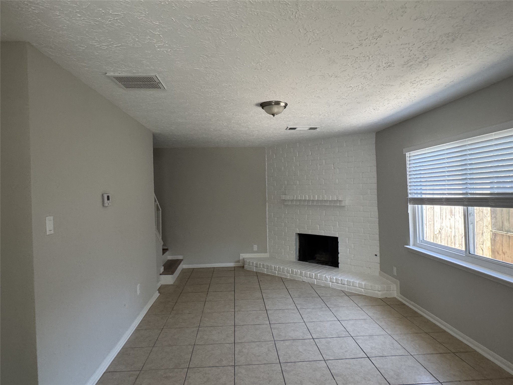 3818 Willow Springs Lane Property Photo 5