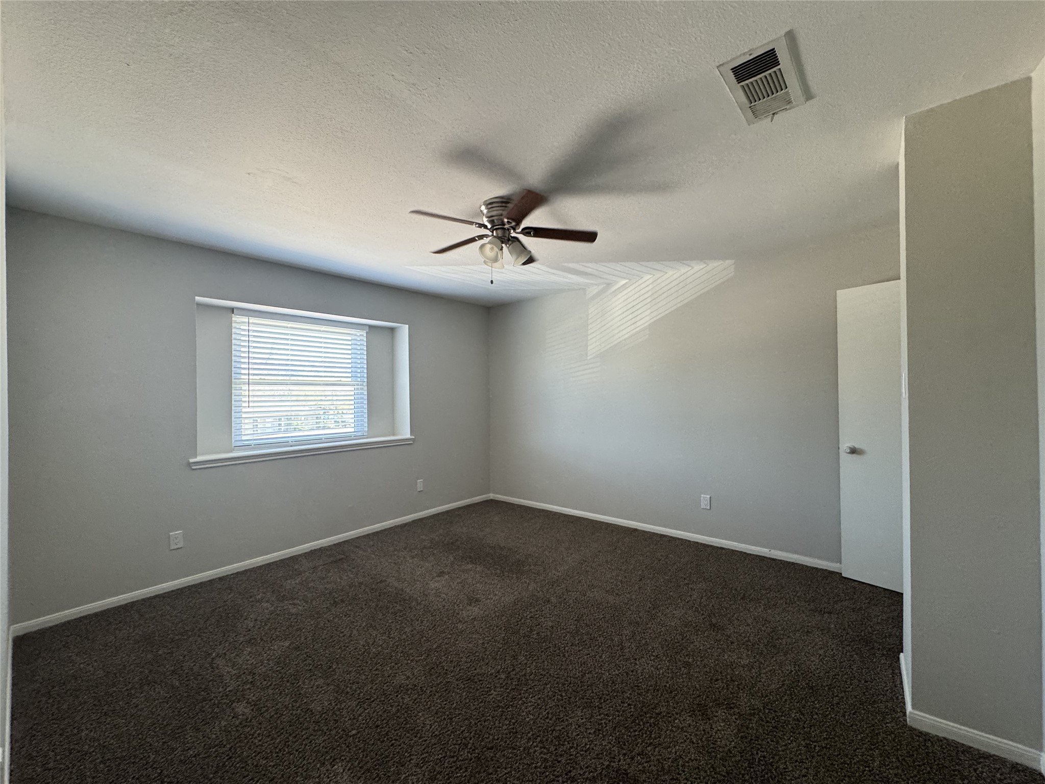3818 Willow Springs Lane Property Photo 10