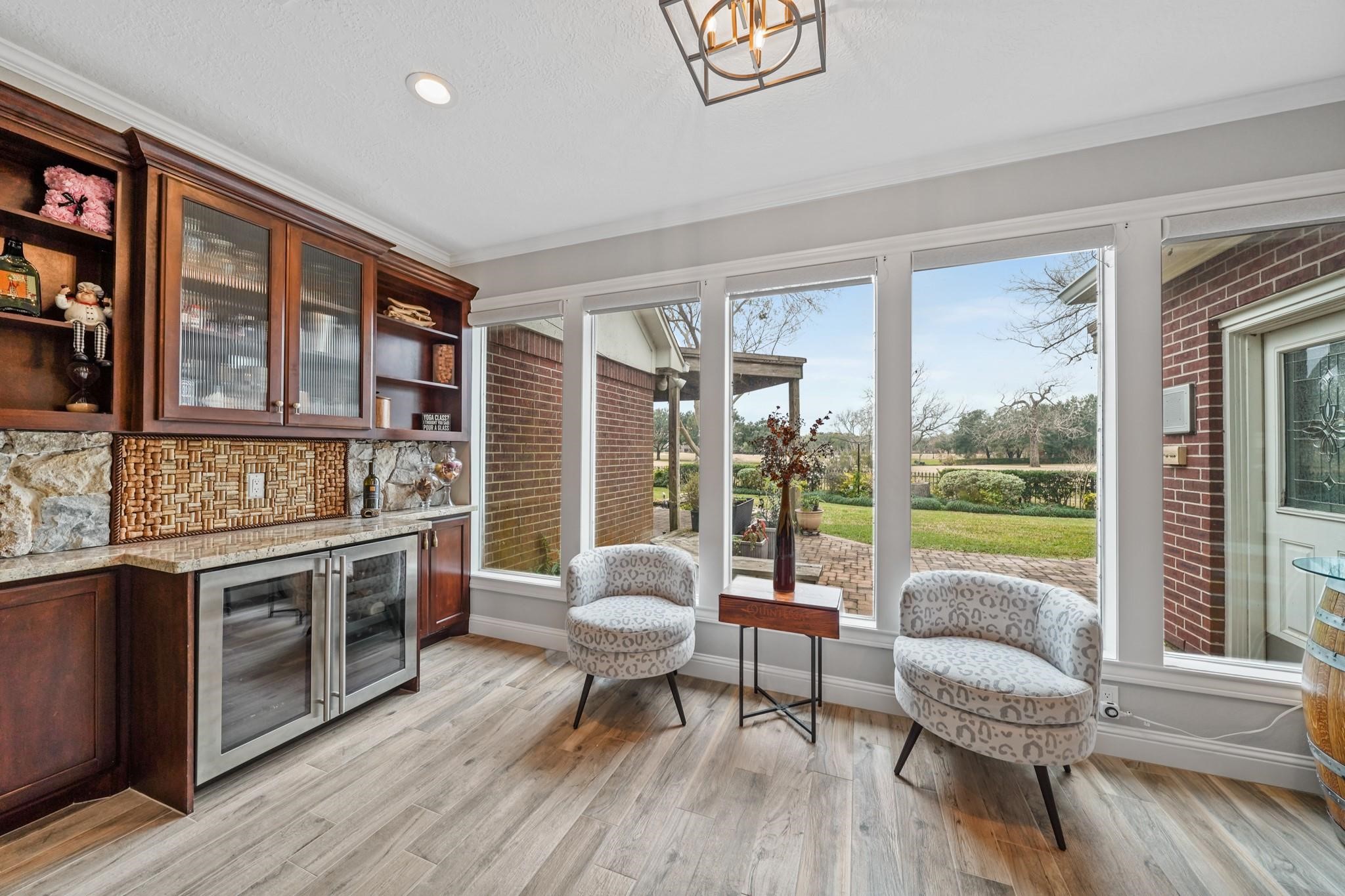 25 The Oval Street Property Photo 12