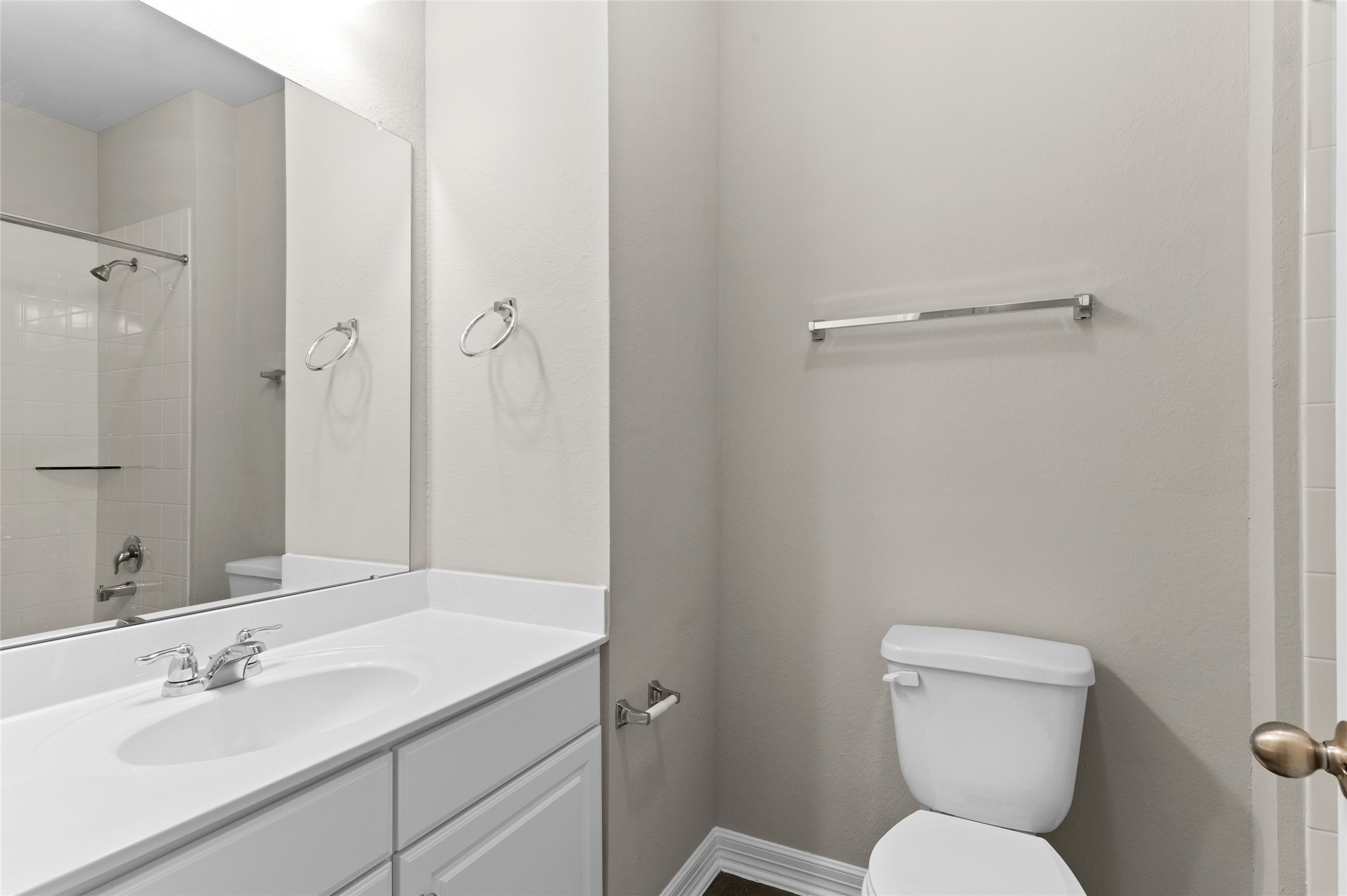 9511 Towne Lake Parkway Property Photo 16