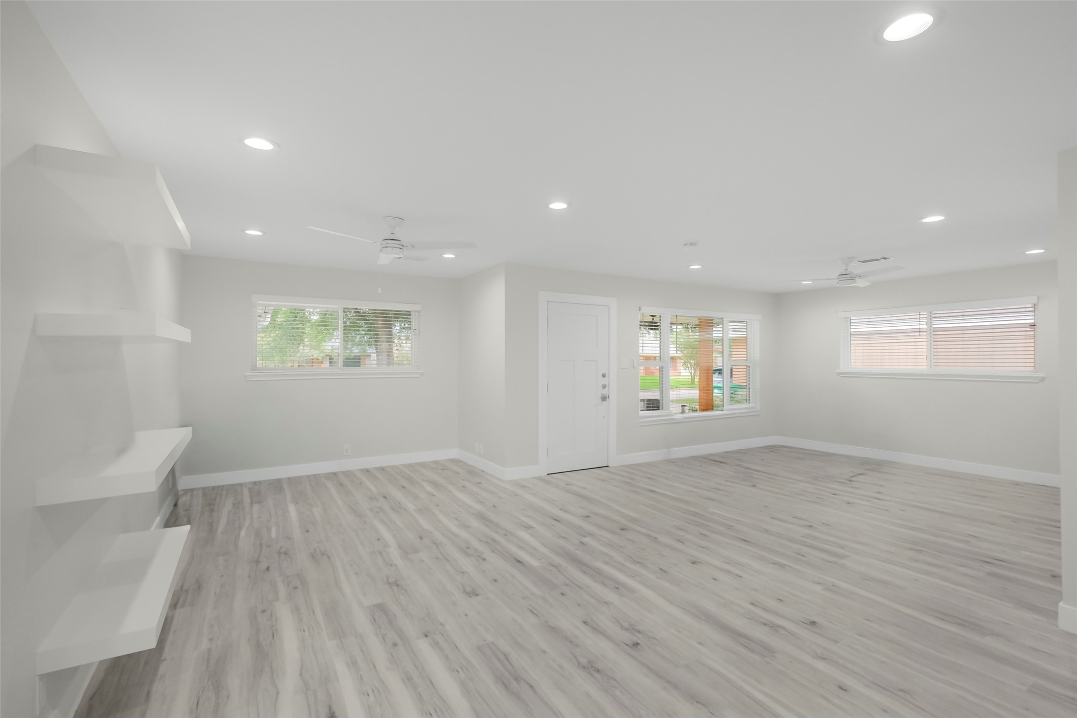 1710 Willowby Drive Property Photo 6