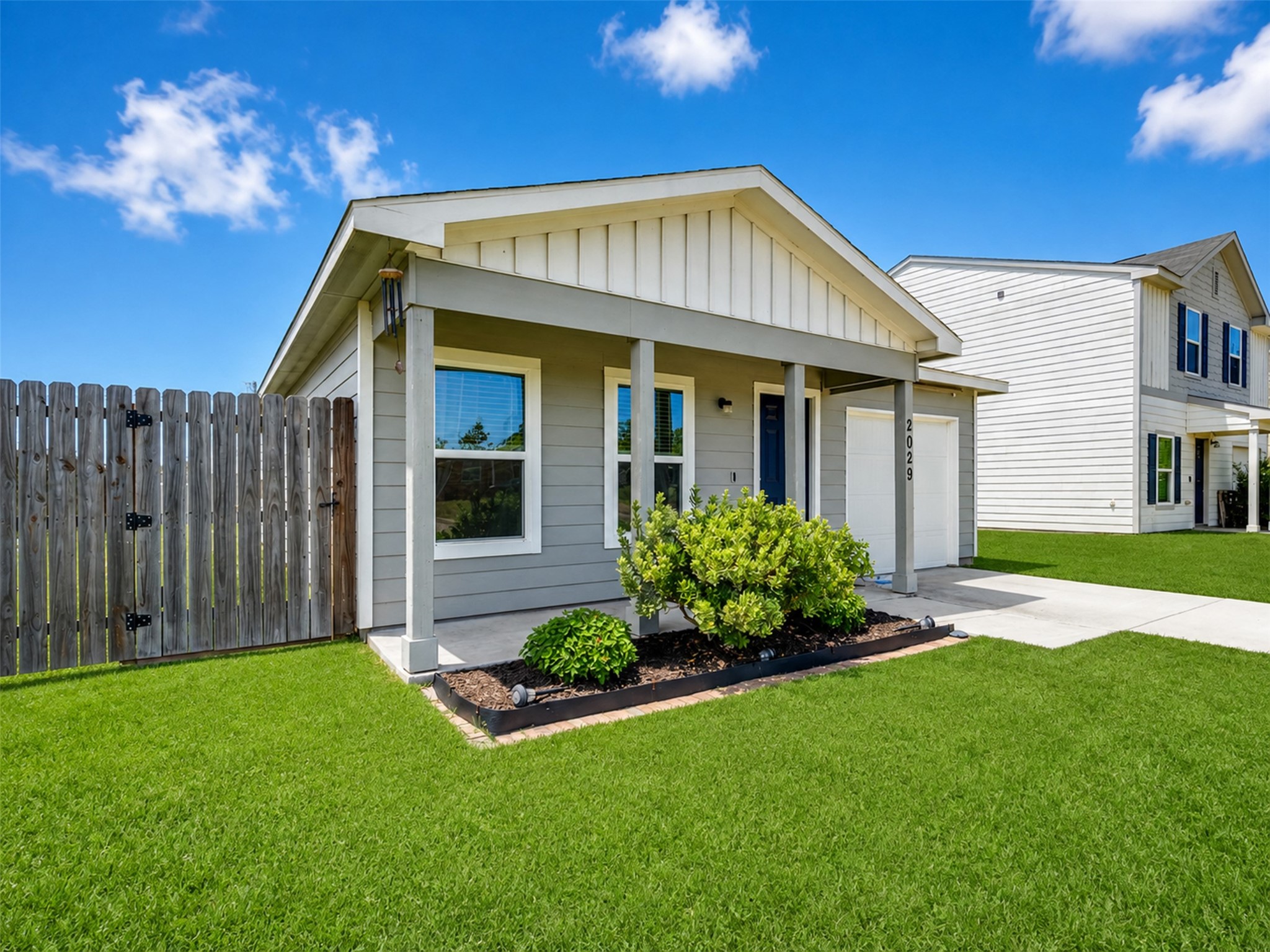 2029 6th Street Property Photo 3