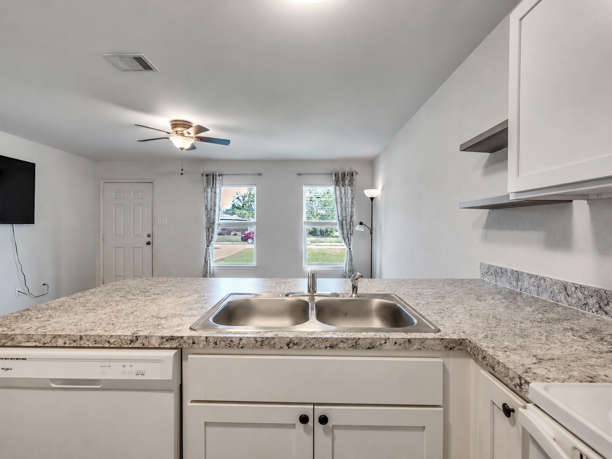 2029 6th Street Property Photo 10