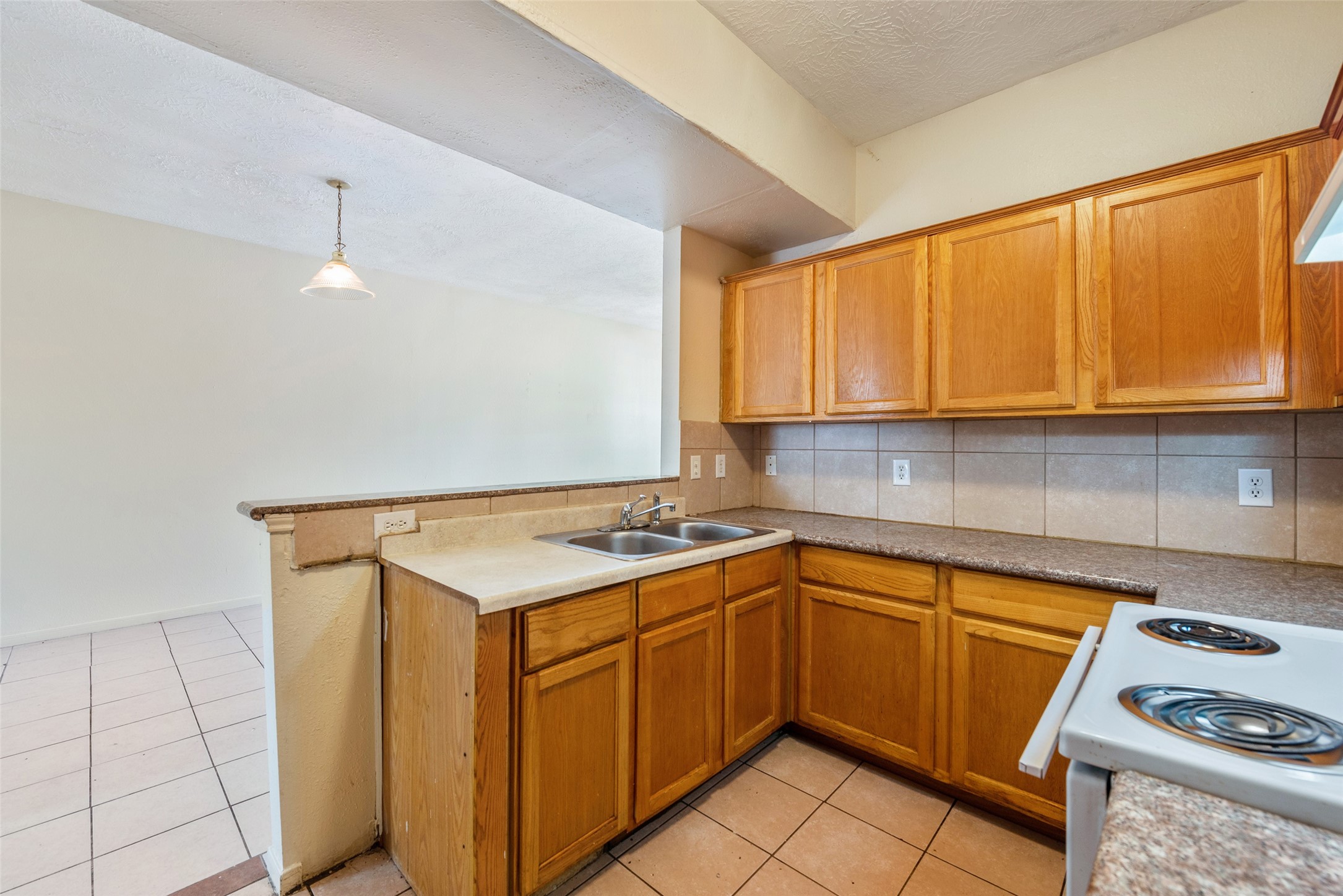 6827 Dumble Street A Property Photo 9