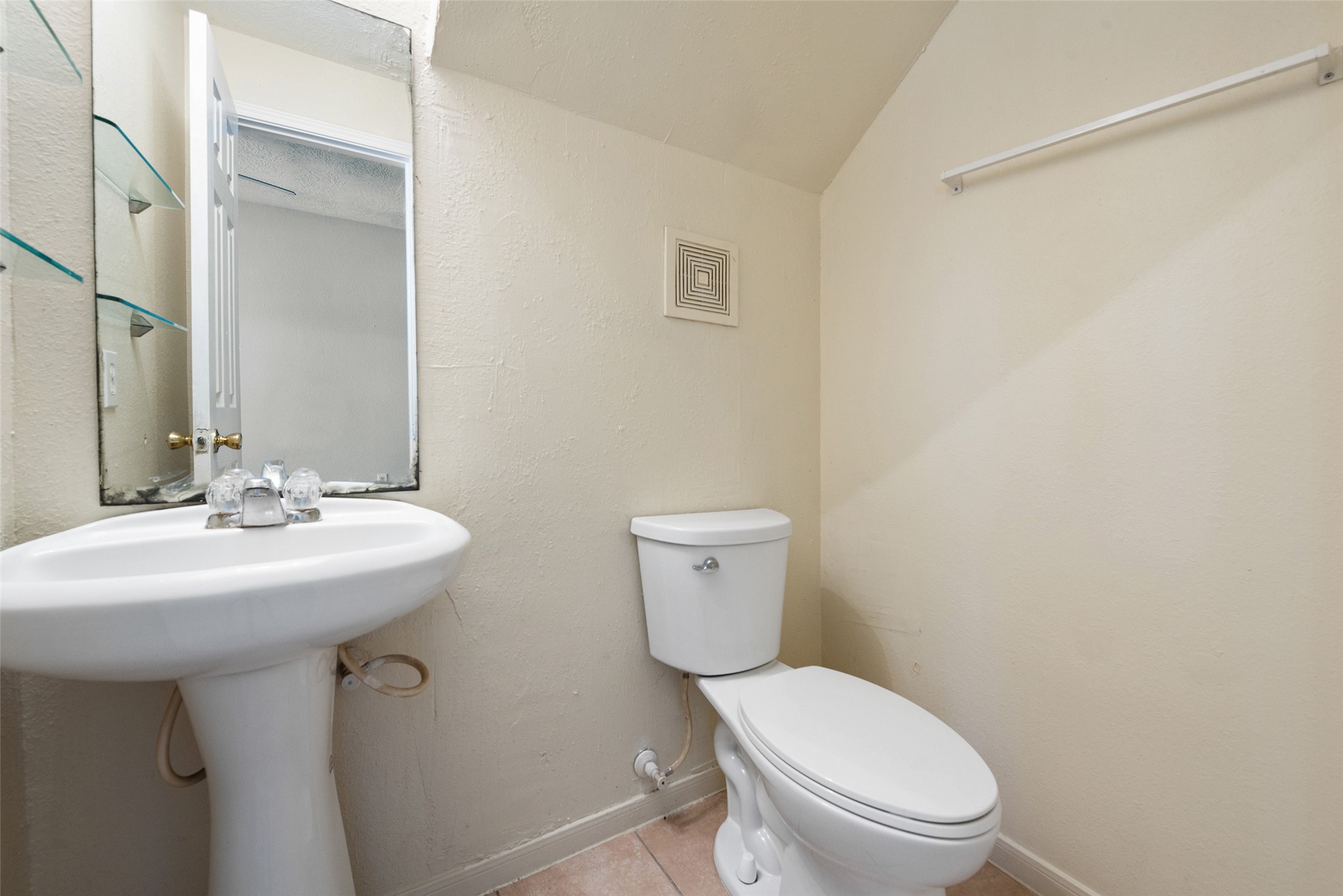6827 Dumble Street A Property Photo 16