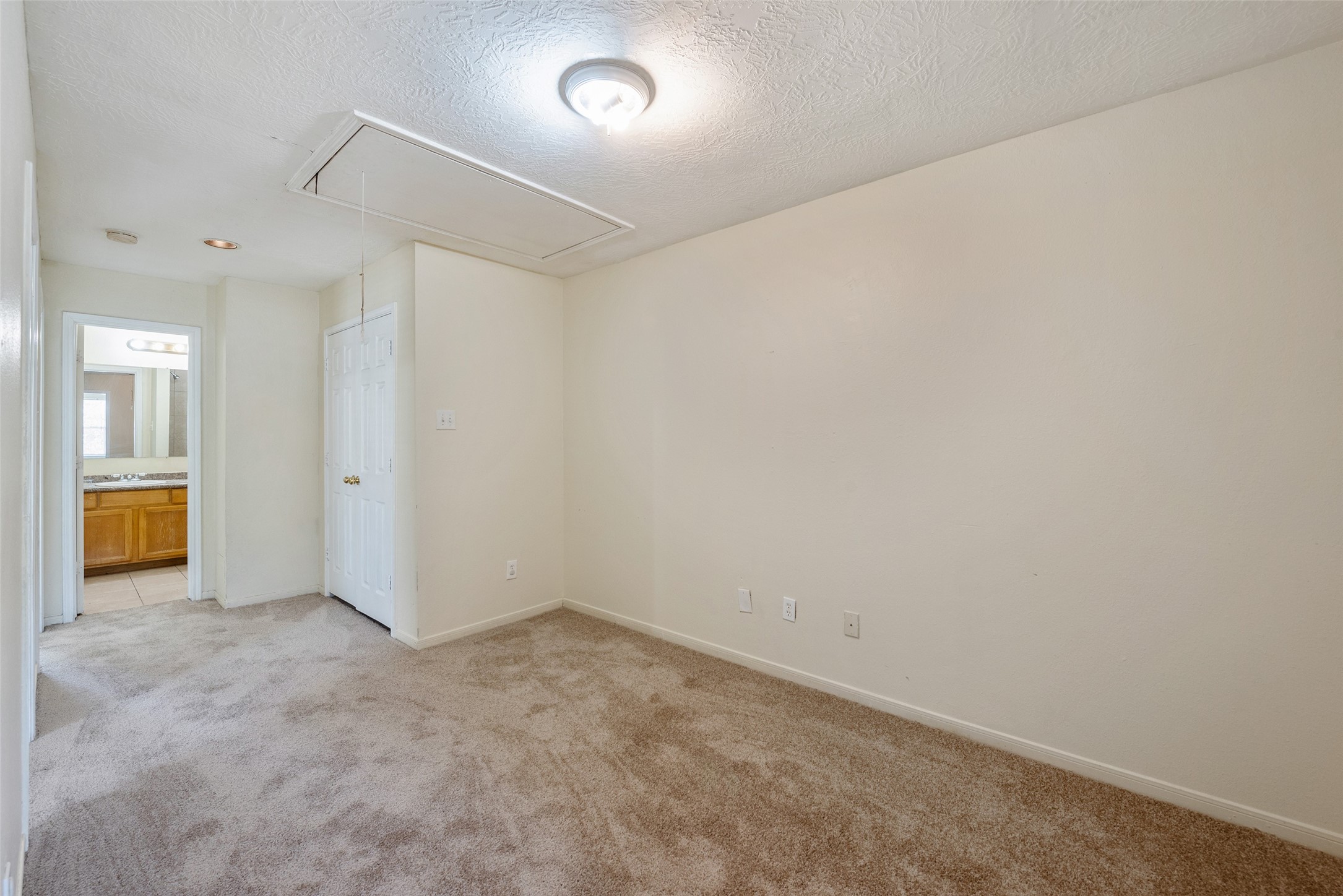 6827 Dumble Street A Property Photo 17