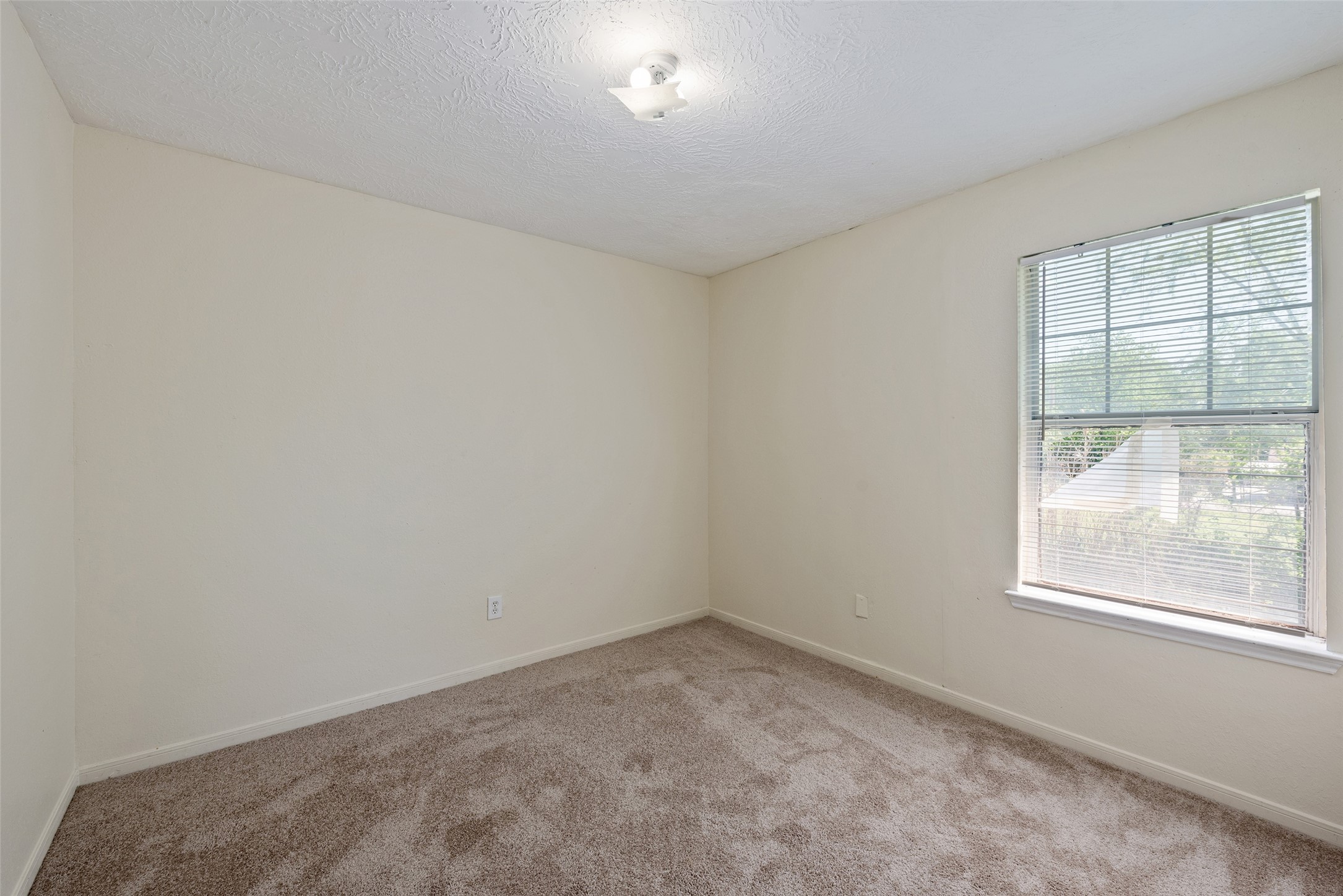 6827 Dumble Street A Property Photo 23