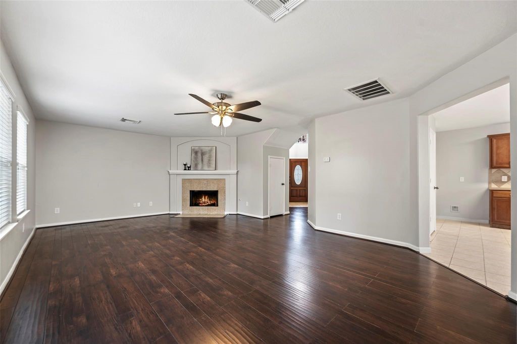 2518 Hidden Park Lane Property Photo 11