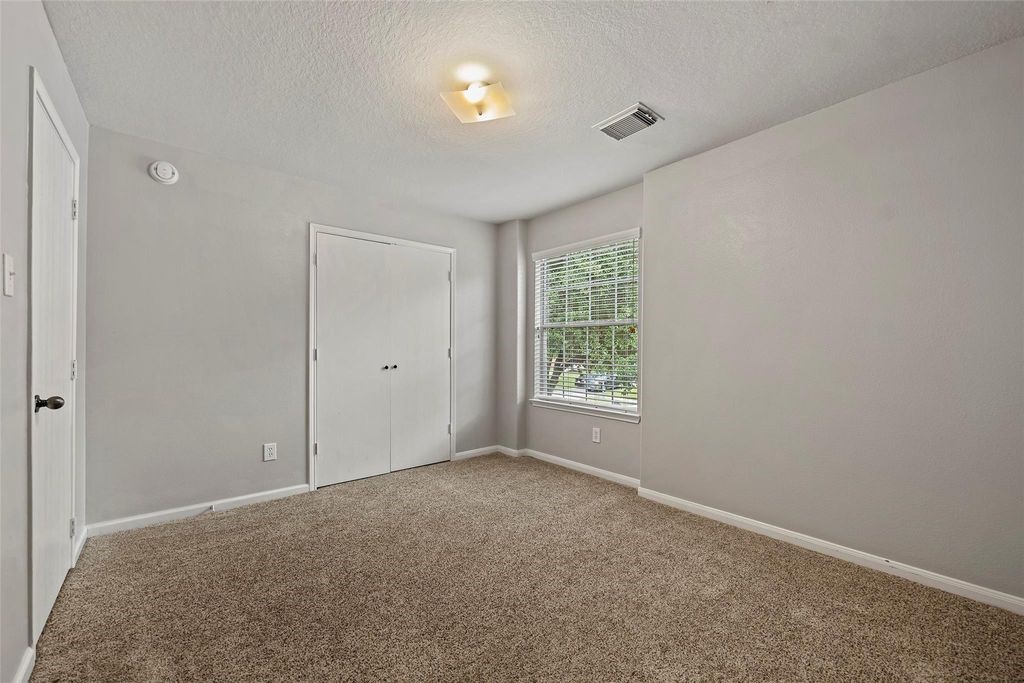 2518 Hidden Park Lane Property Photo 17