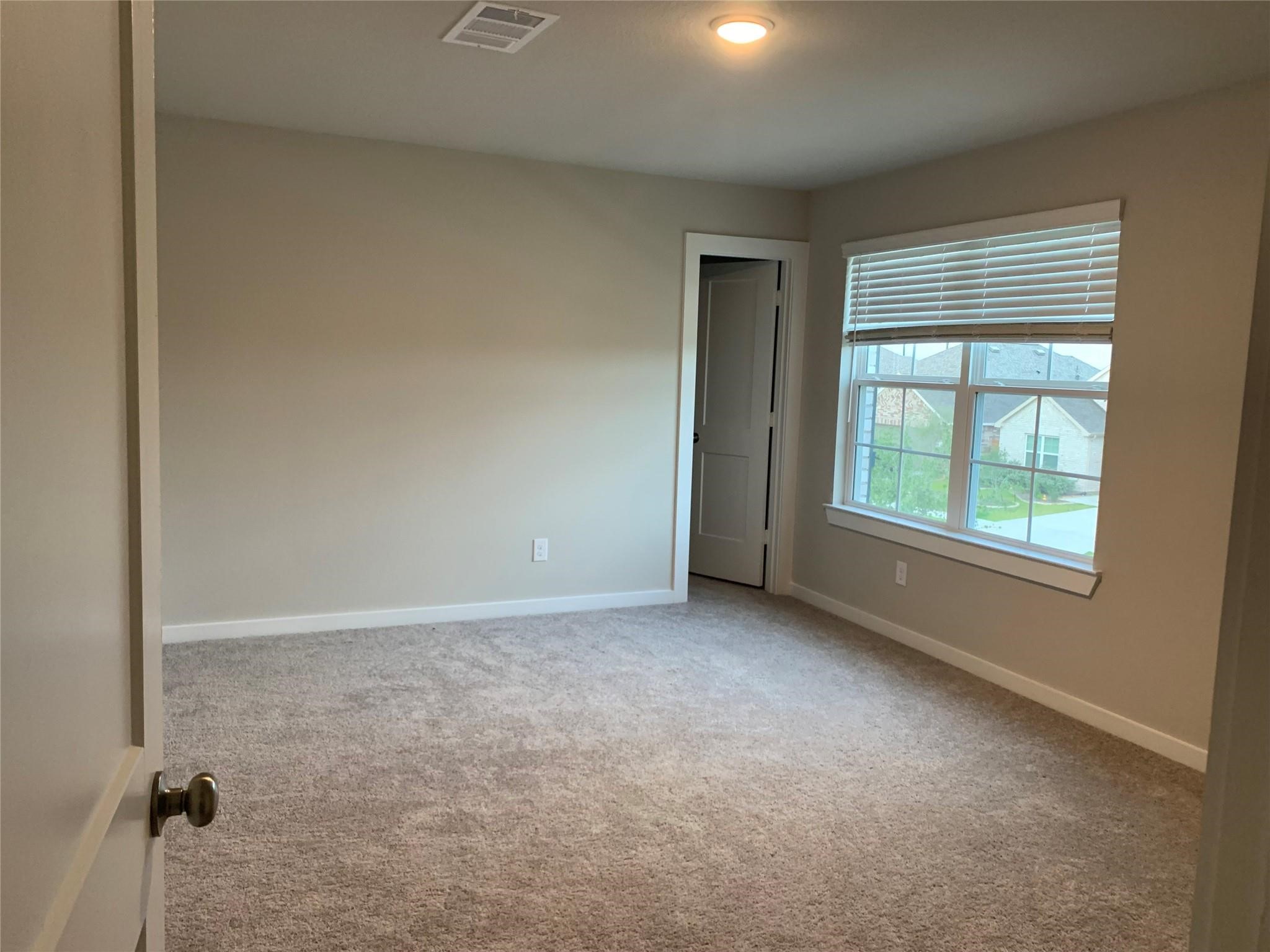8611 Jetty Glen Drive Property Photo 18