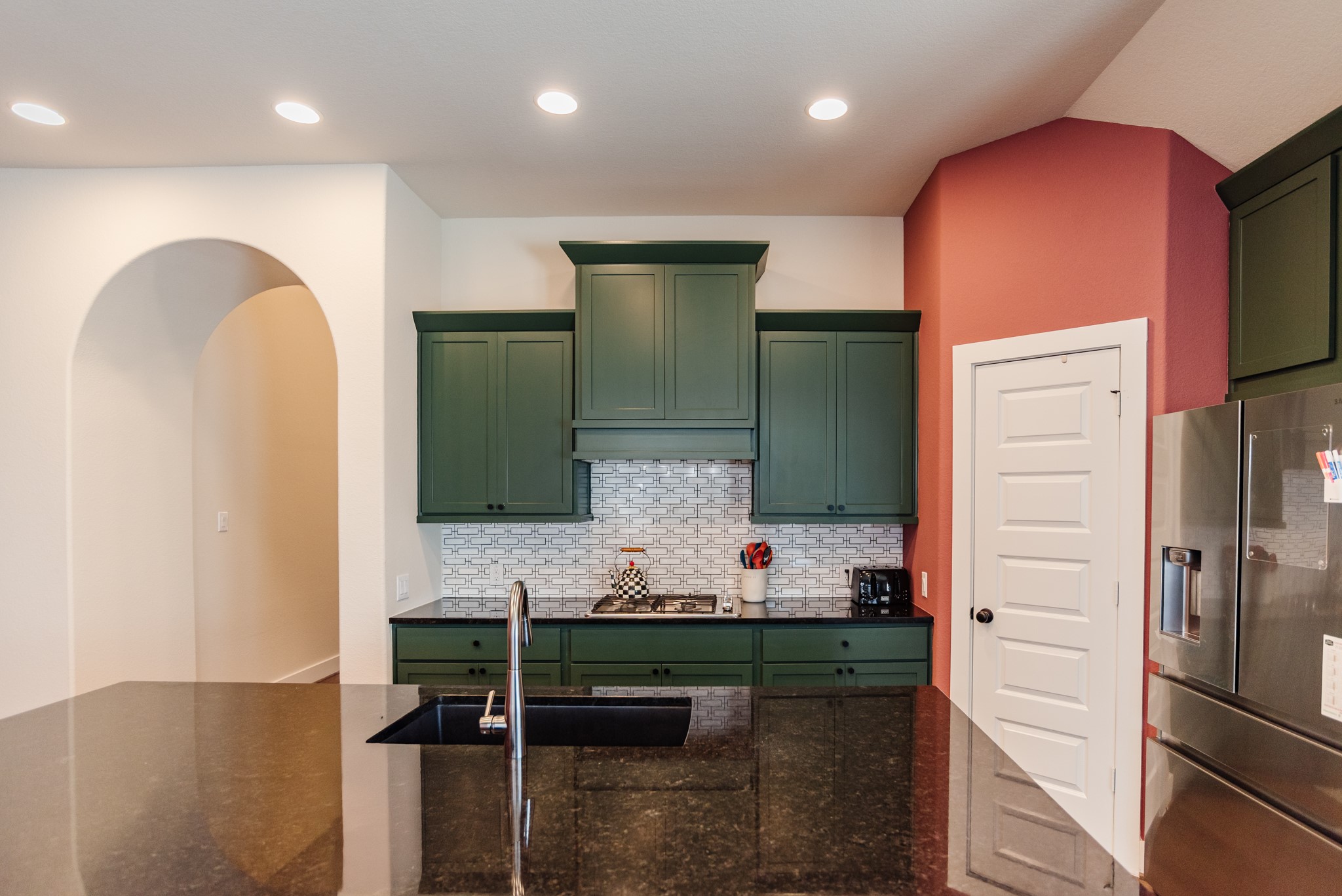 16712 Rakesh Way Property Photo 10