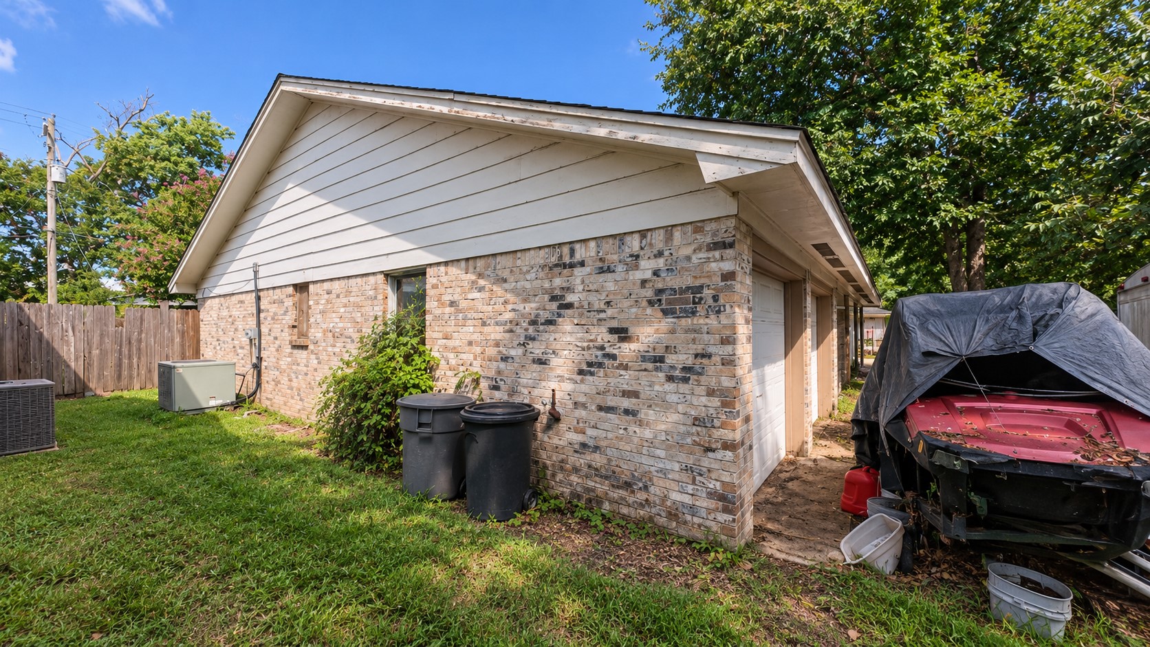 1008 Shadow Circle Property Photo 15
