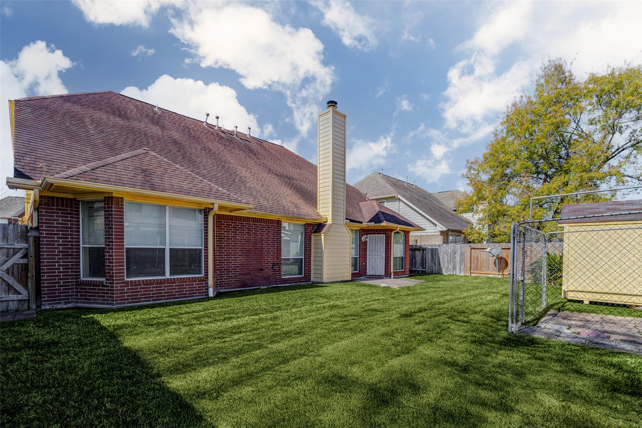155 Perfidia Drive Property Photo 10