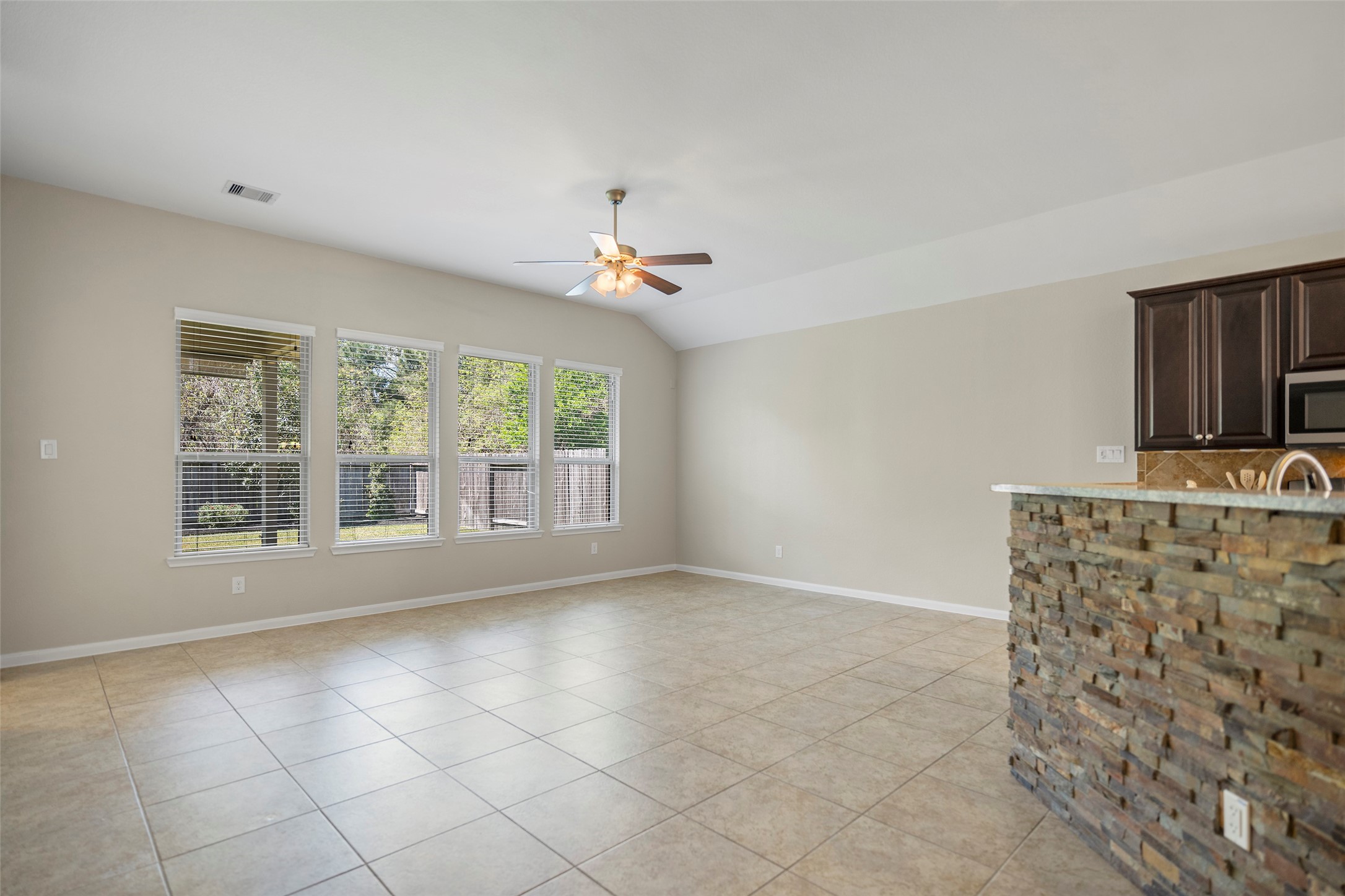 15623 Whisper Woods Drive Property Photo 14