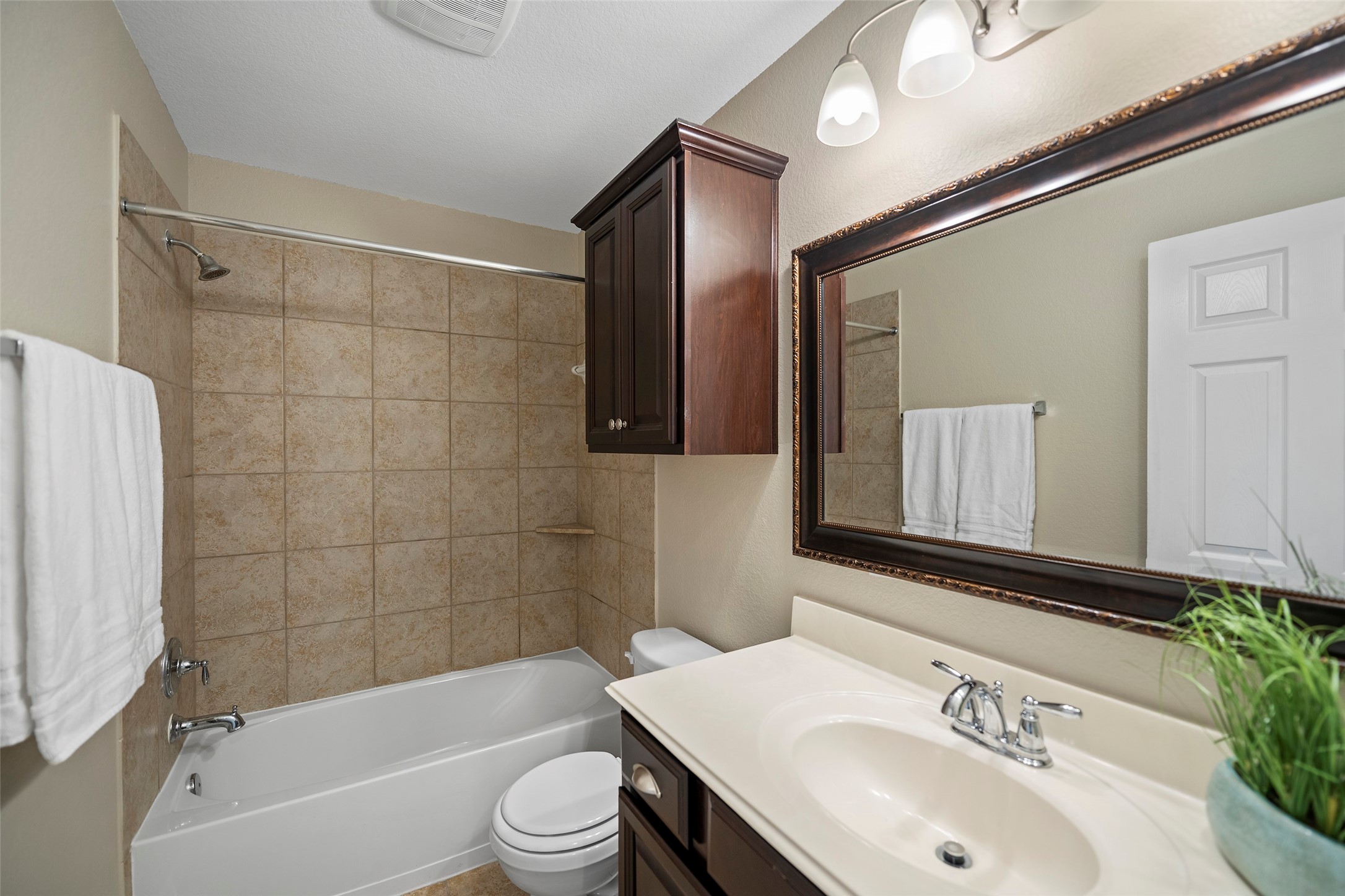15623 Whisper Woods Drive Property Photo 21