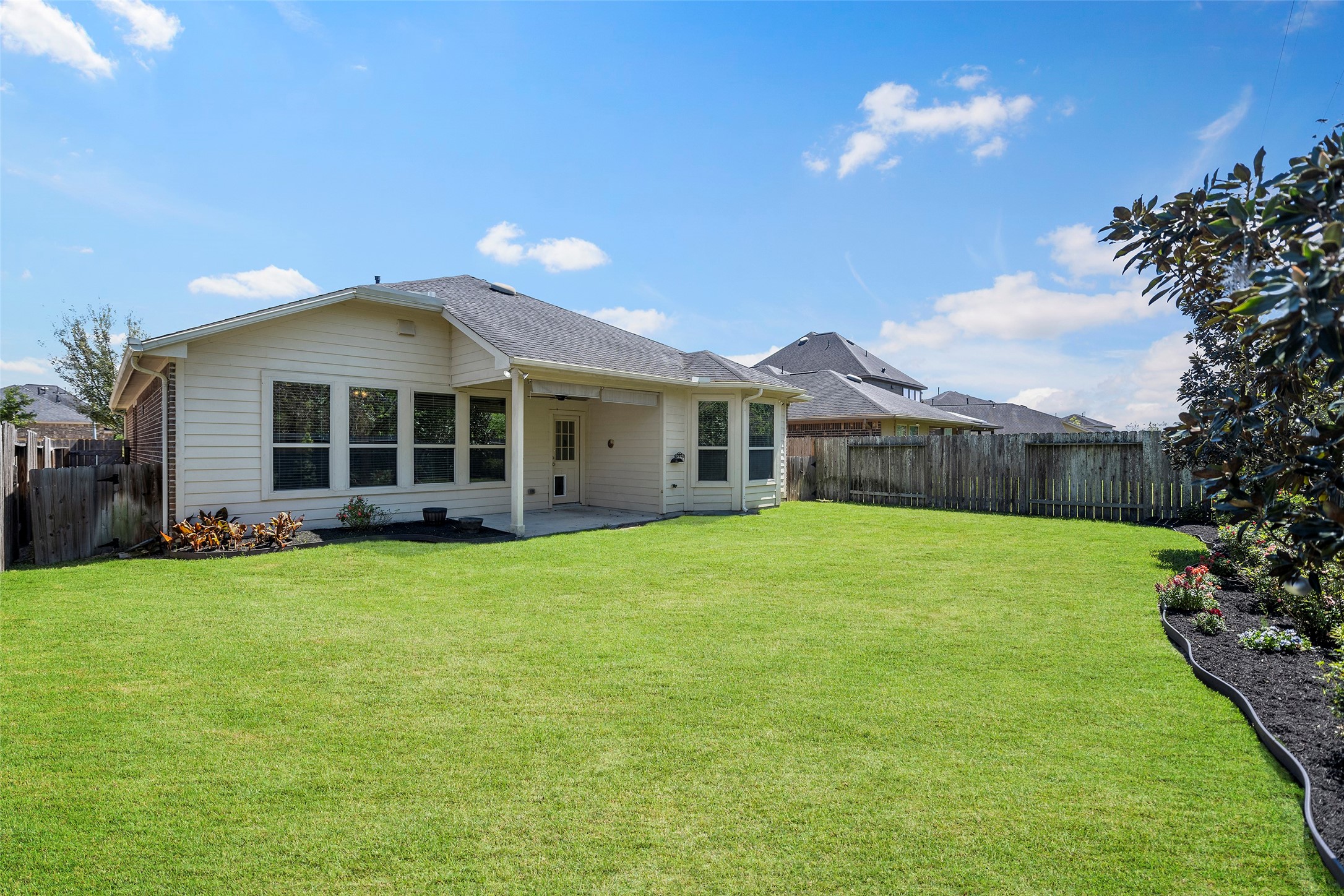 15623 Whisper Woods Drive Property Photo 25