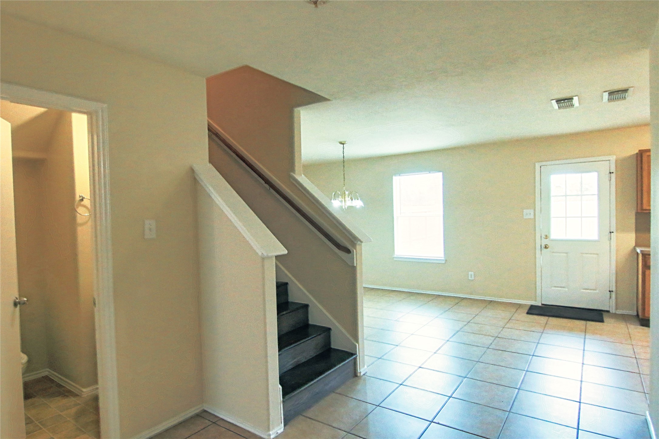 7419 Kennemer Property Photo 3