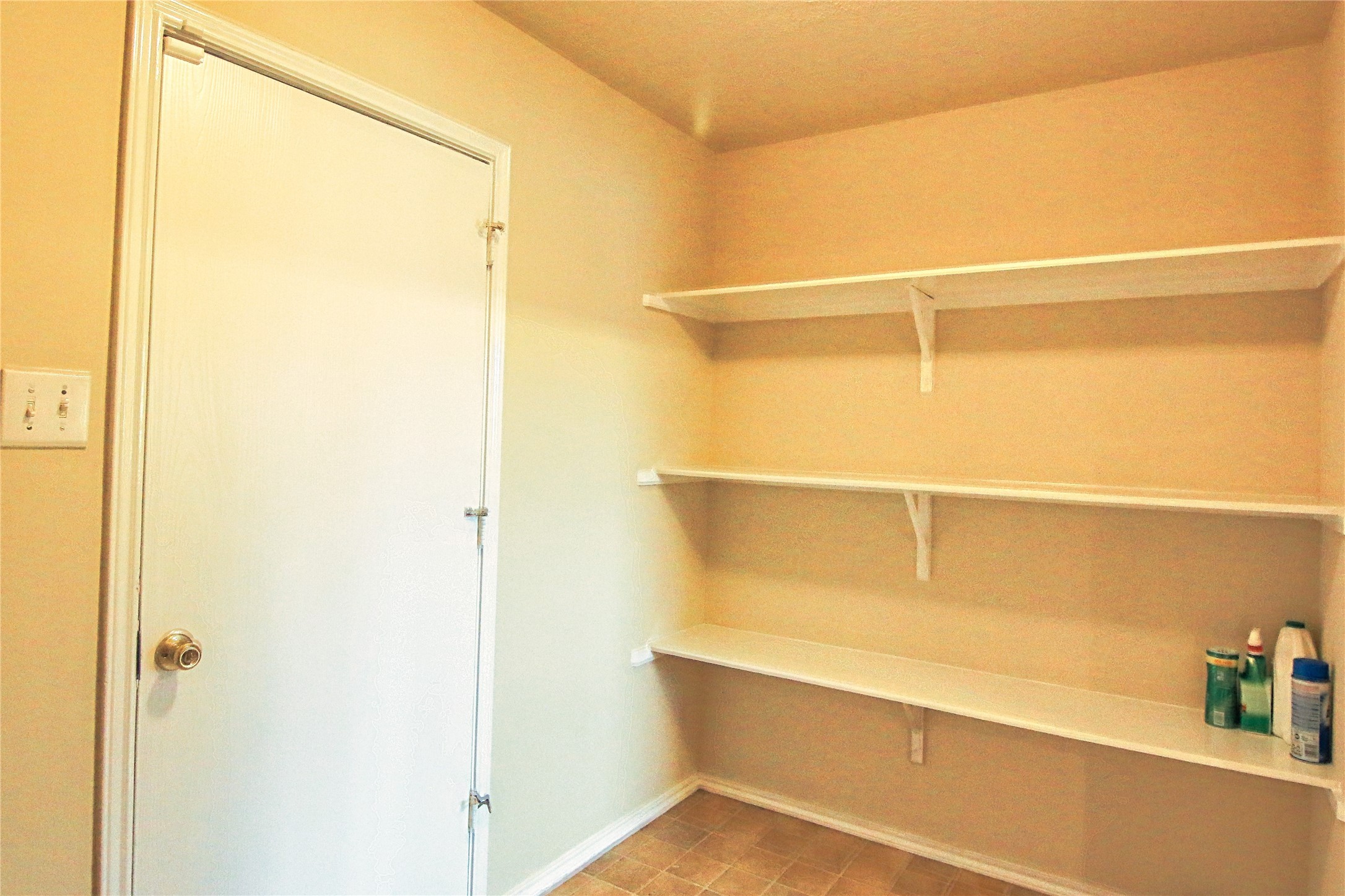 7419 Kennemer Property Photo 12