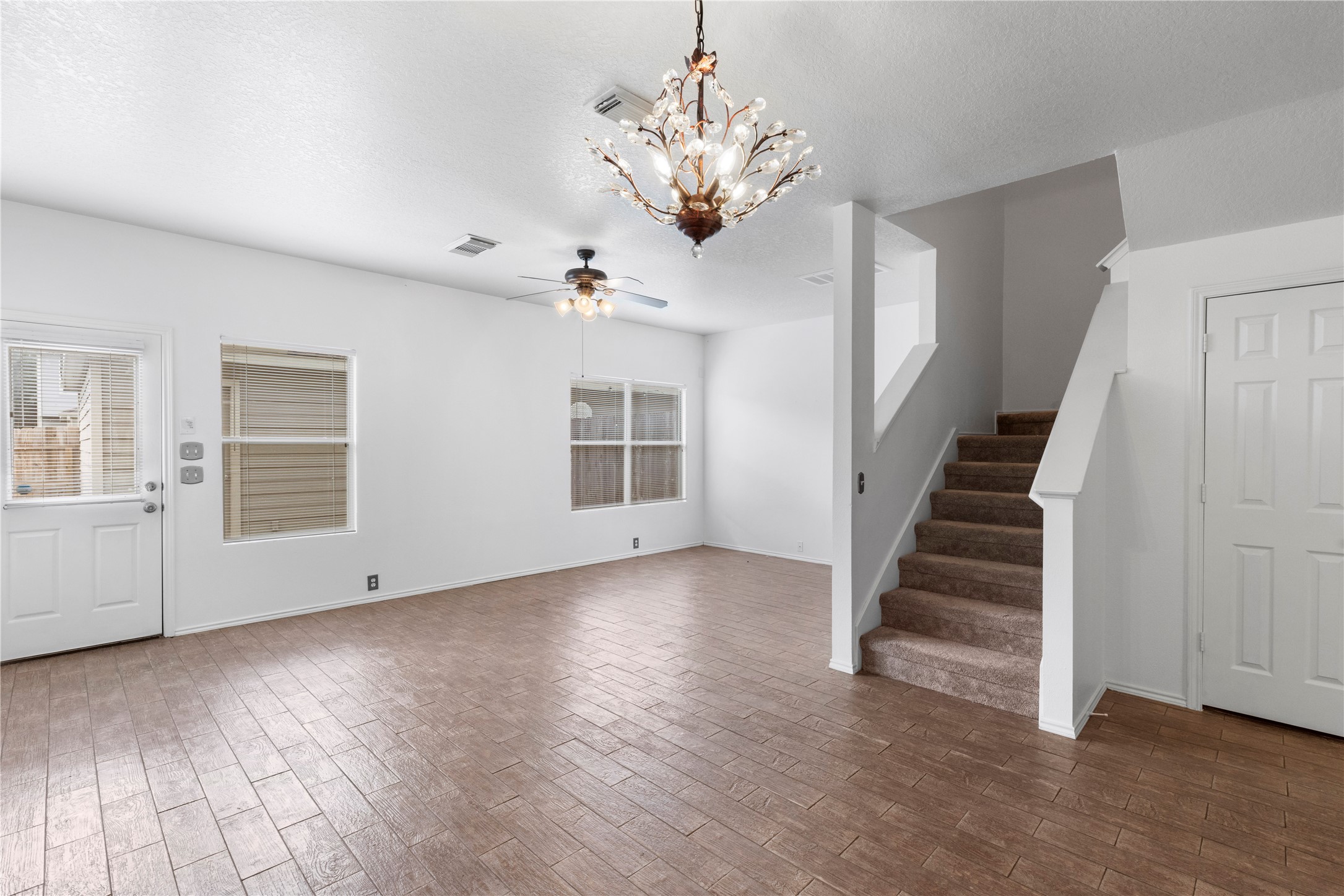 23815 Pebworth Place Property Photo 5