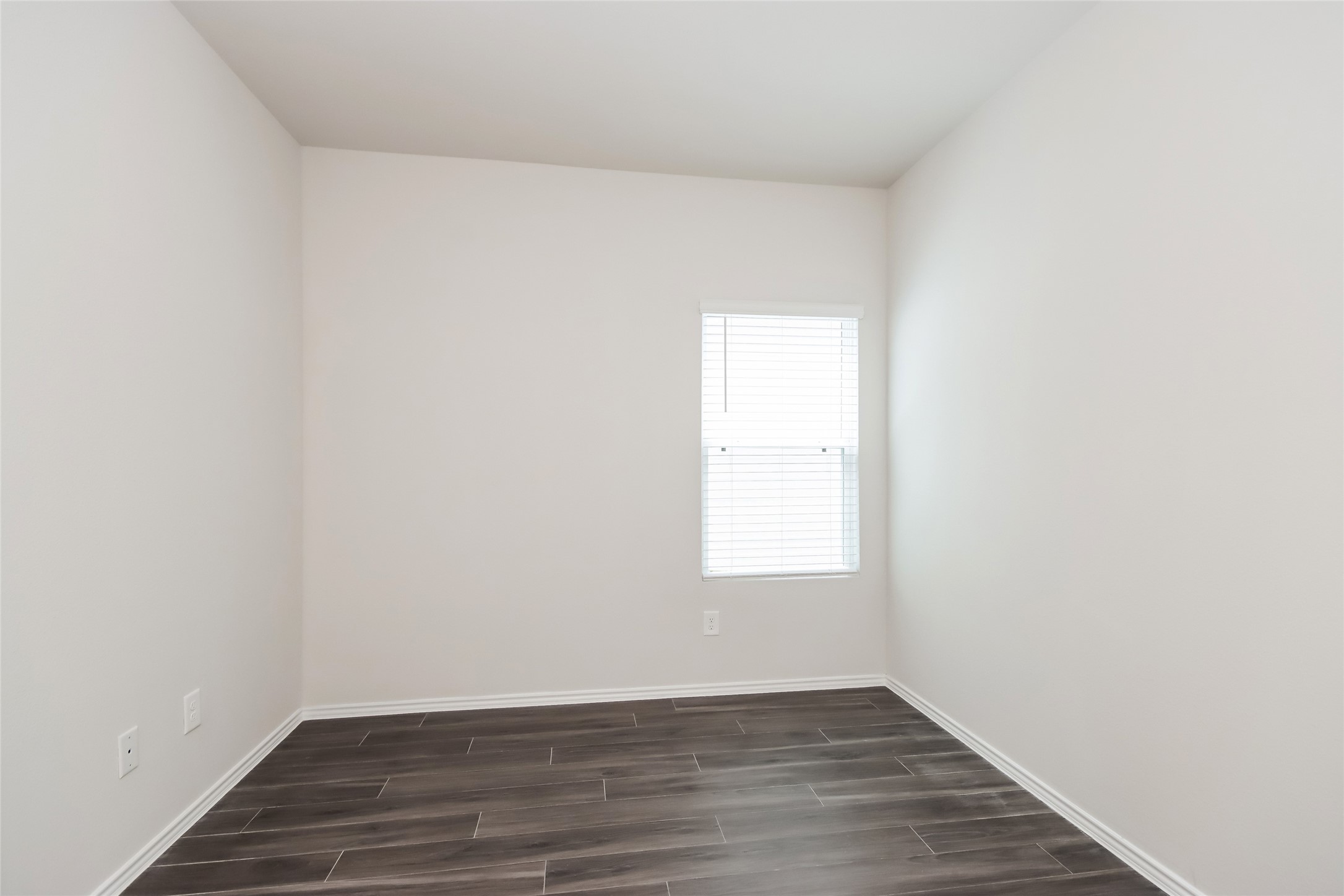 15258 Estrella West Property Photo 11