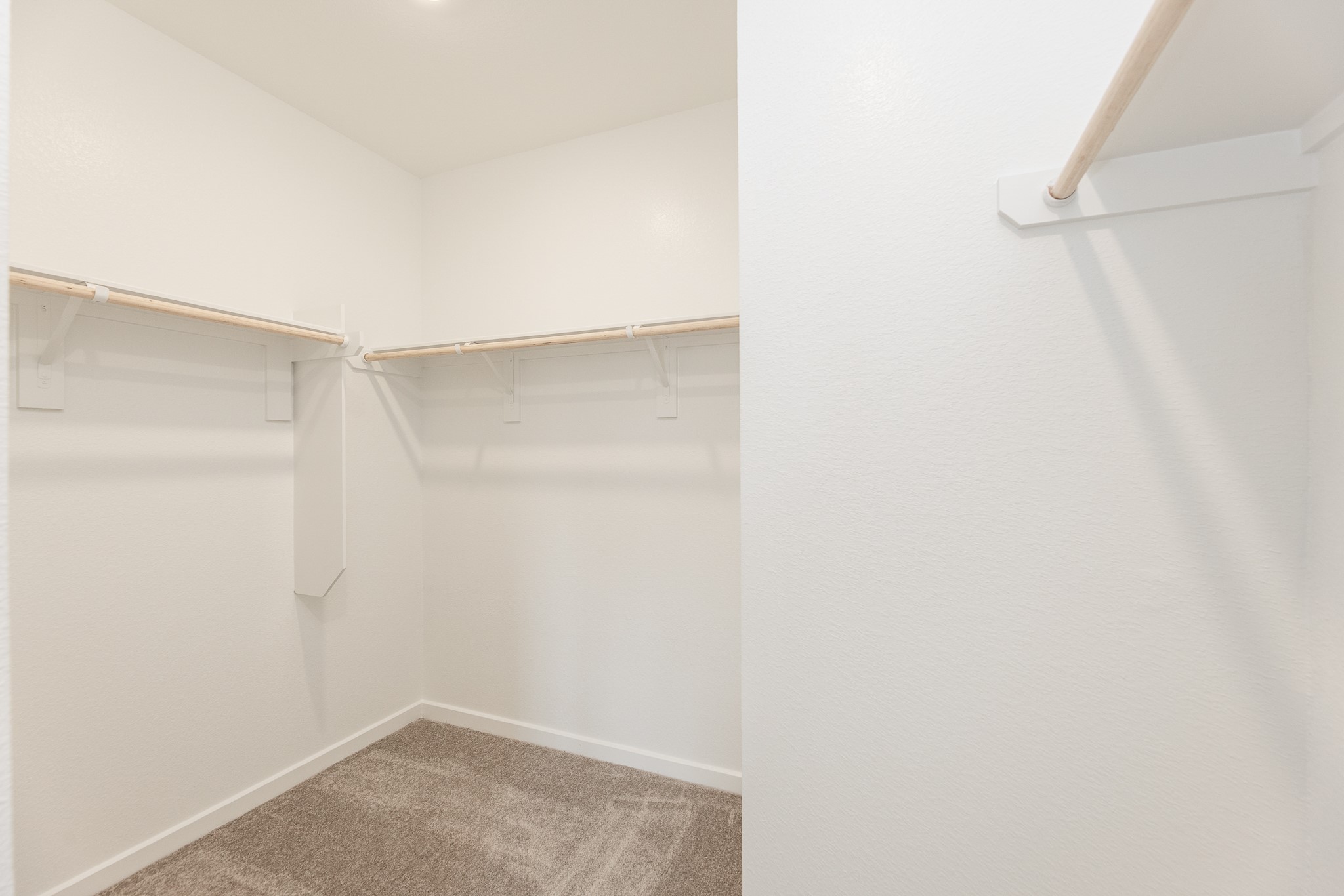 9723 Rialto Heights Drive Property Photo 25