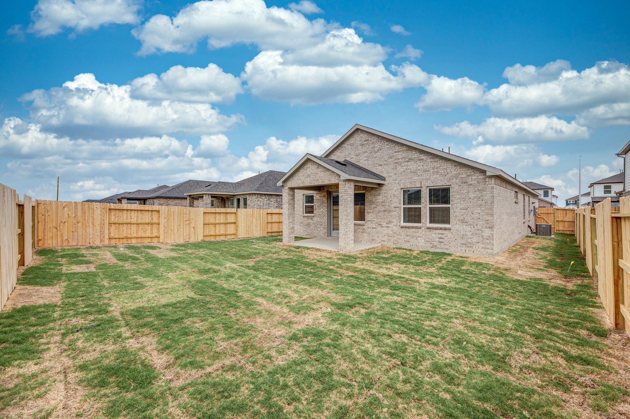 9723 Rialto Heights Drive Property Photo 33