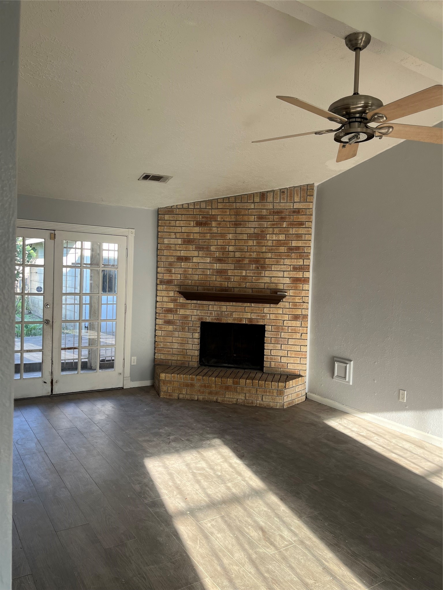 8603 Jubilee Drive Property Photo 2