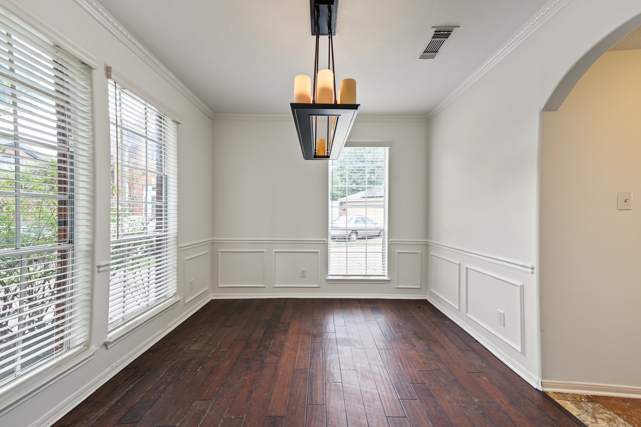 18522 Park Harbor Drive Property Photo 5