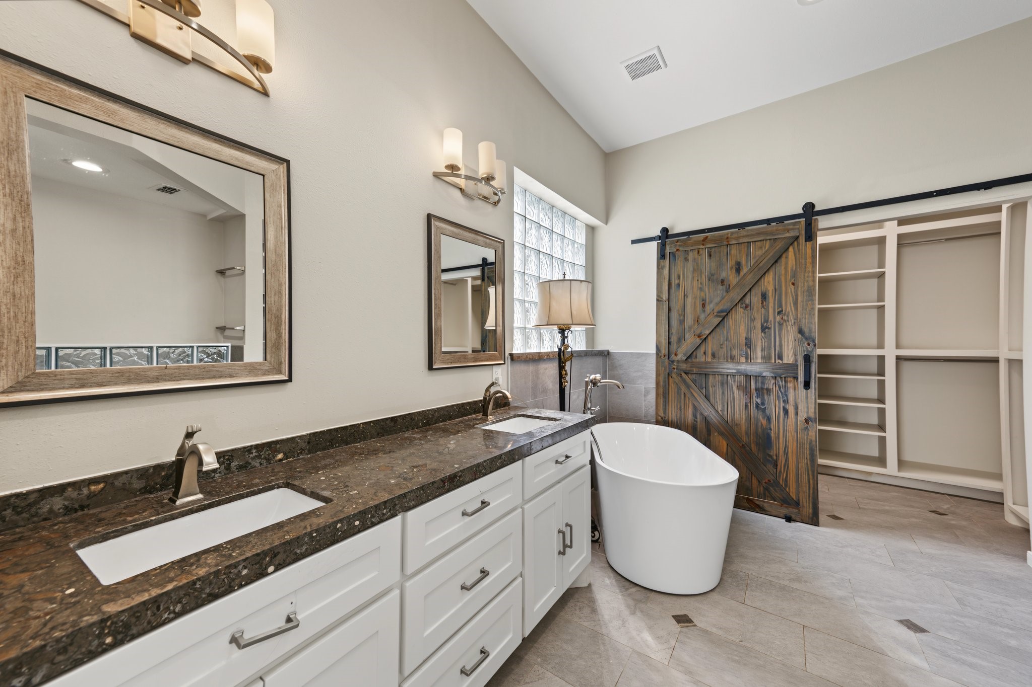 18522 Park Harbor Drive Property Photo 22