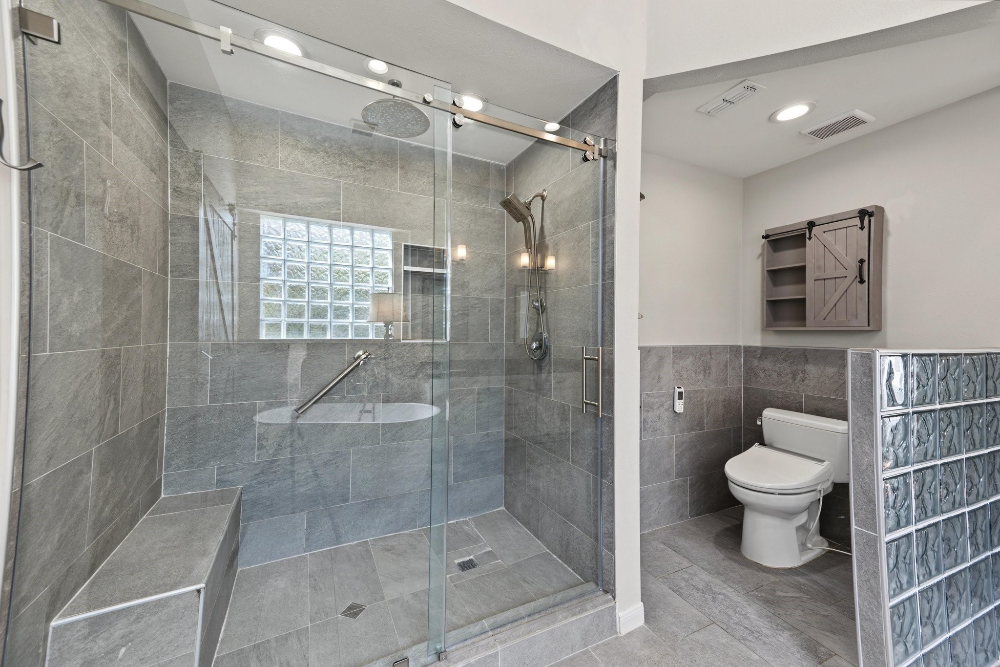 18522 Park Harbor Drive Property Photo 24